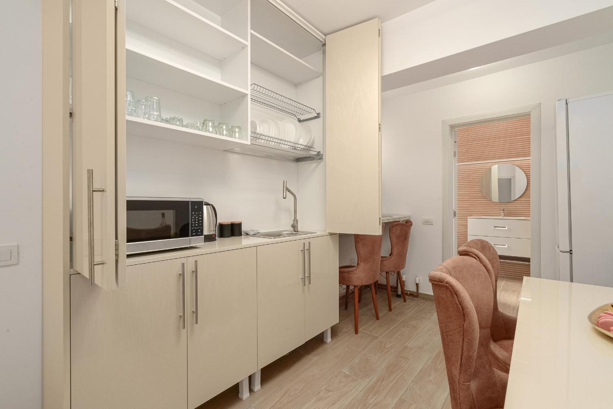 Spacious 3br Retreat In Bucharest