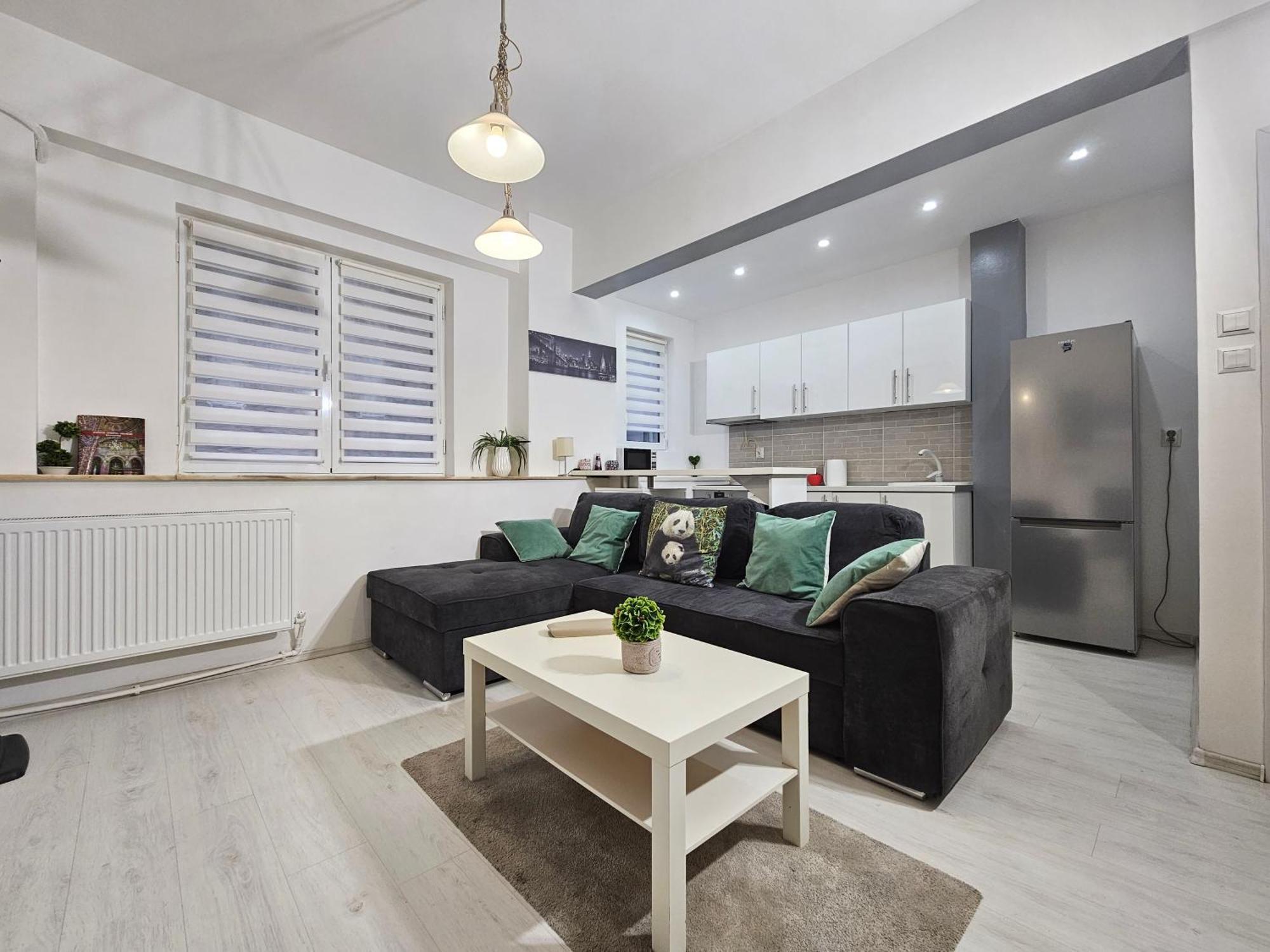 Apartment White By Hilton Ii *