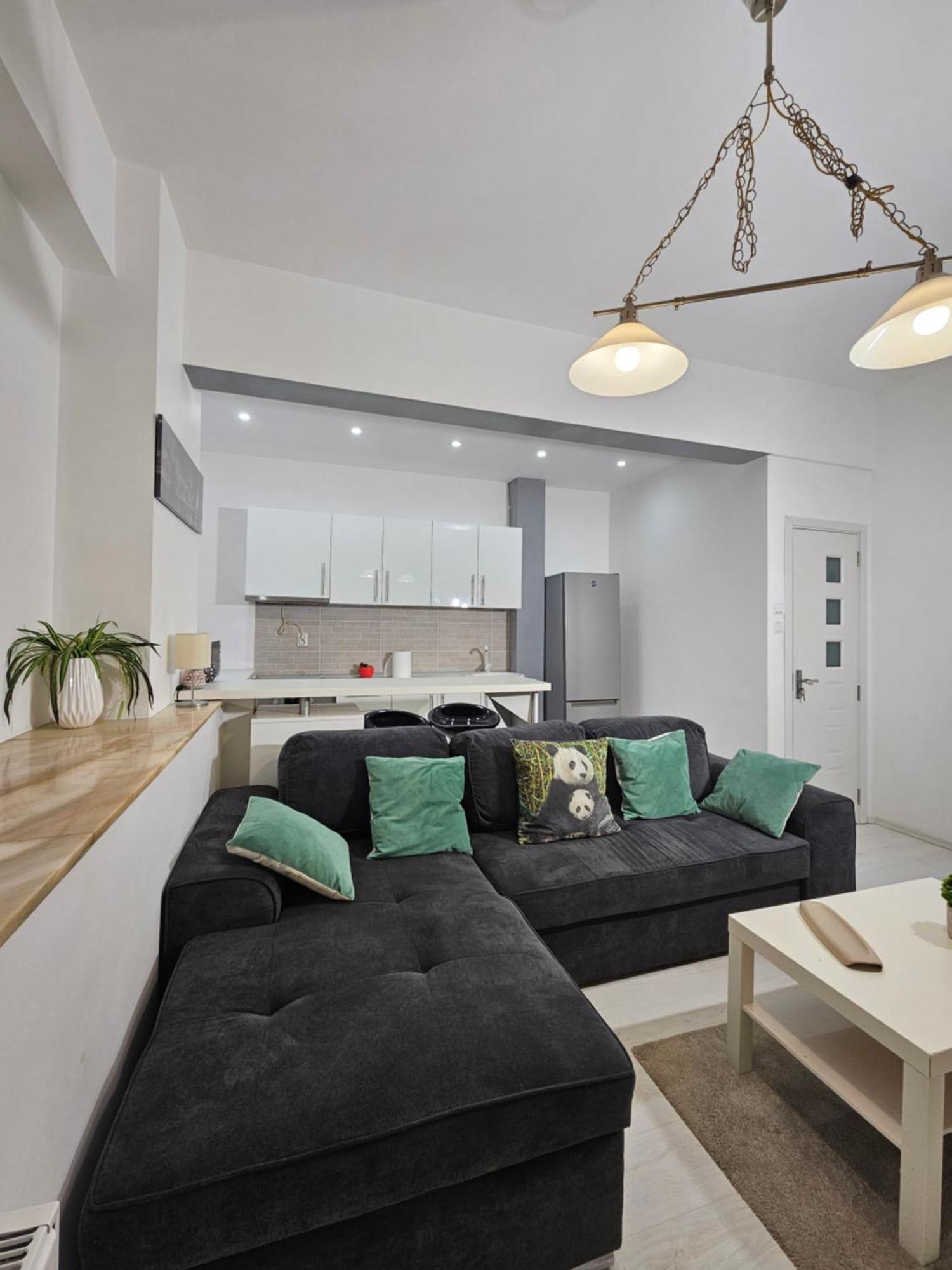Apartment White By Hilton Ii