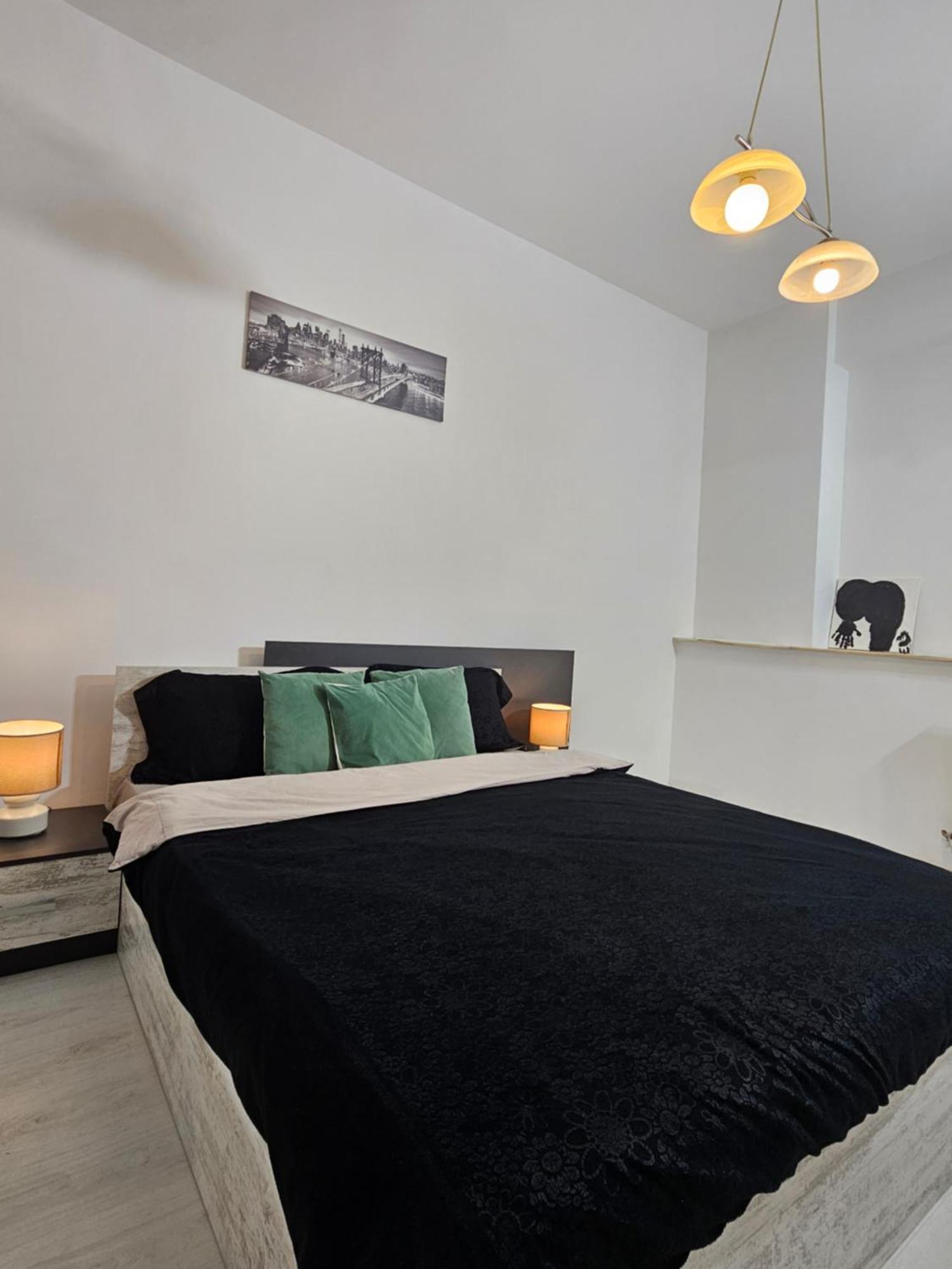 Apartment White By Hilton Ii Bucharest