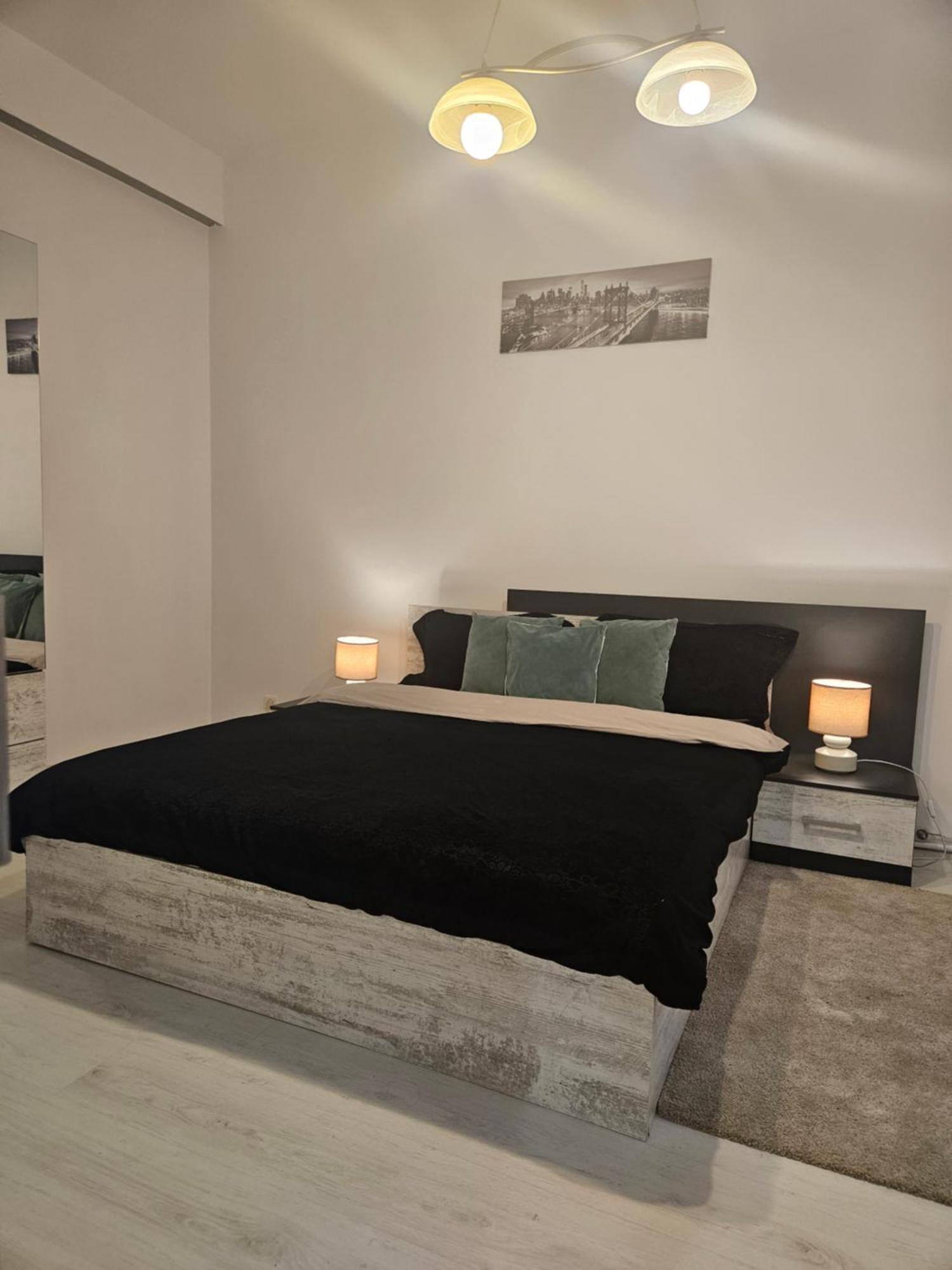 White By Hilton Ii Apartment *