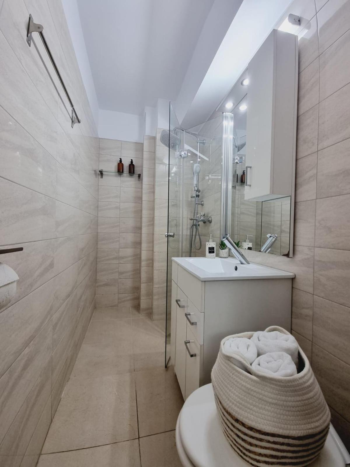 Center 2rooms Calea Victoriei Apartament *