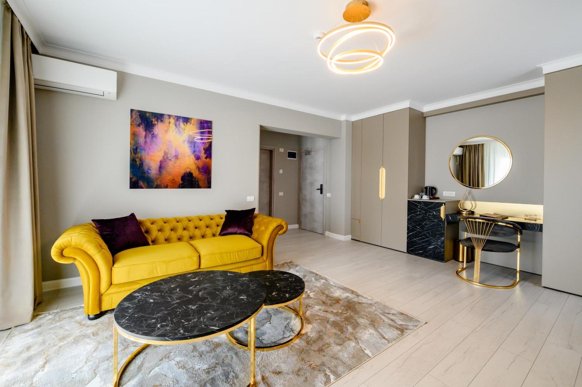 Hotel Elitte & Rosu
