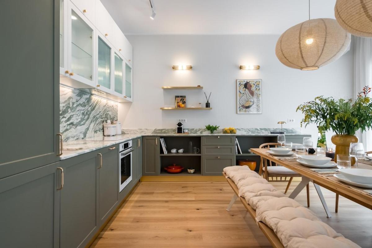 Apartment Stunning Park View I 40sqm Terrace L 3bdr L 140sqm Bucharest