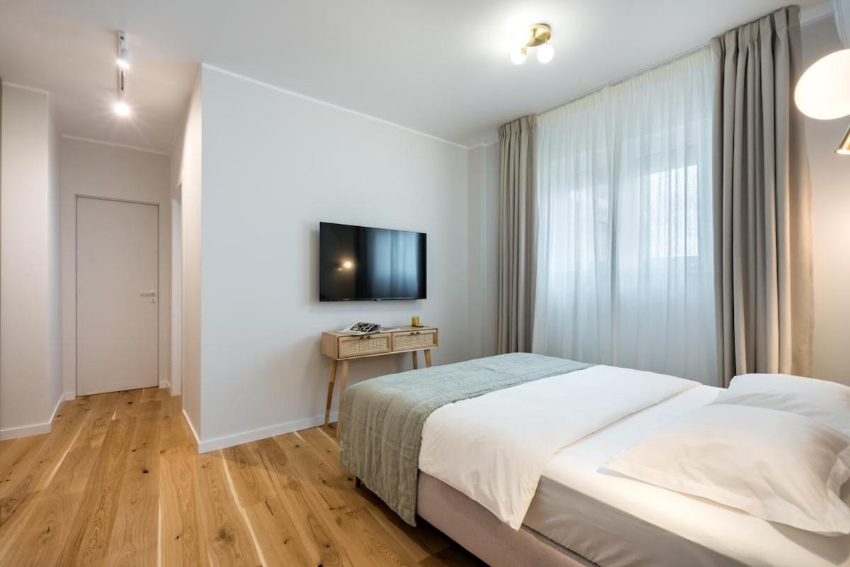 Stunning Park View I 40sqm Terrace L 3bdr L 140sqm Bucharest