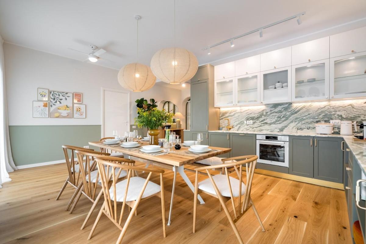 Stunning Park View I 40sqm Terrace L 3bdr L 140sqm Apartament *
