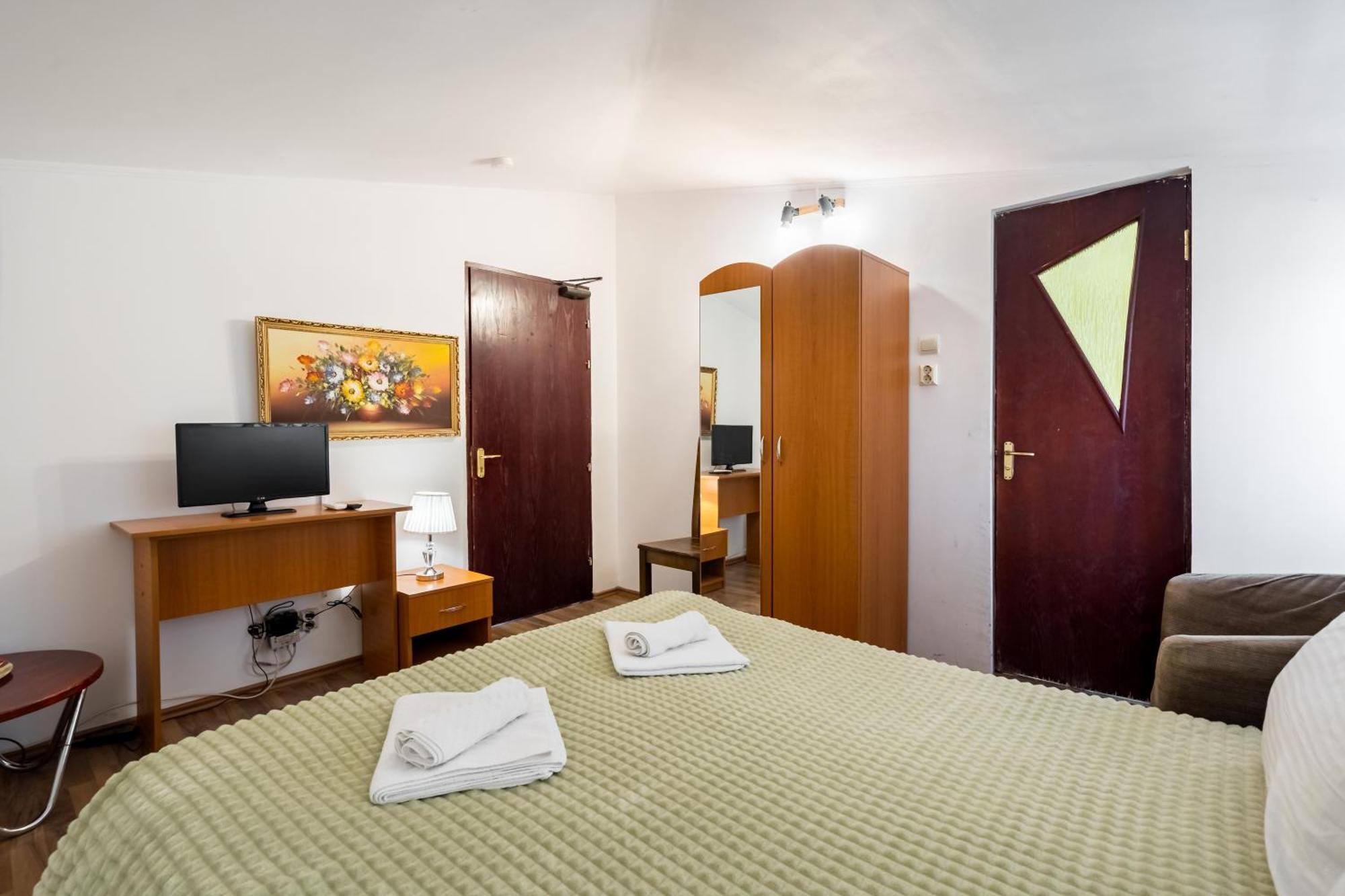 Hotel Flowers Grand Bucharest