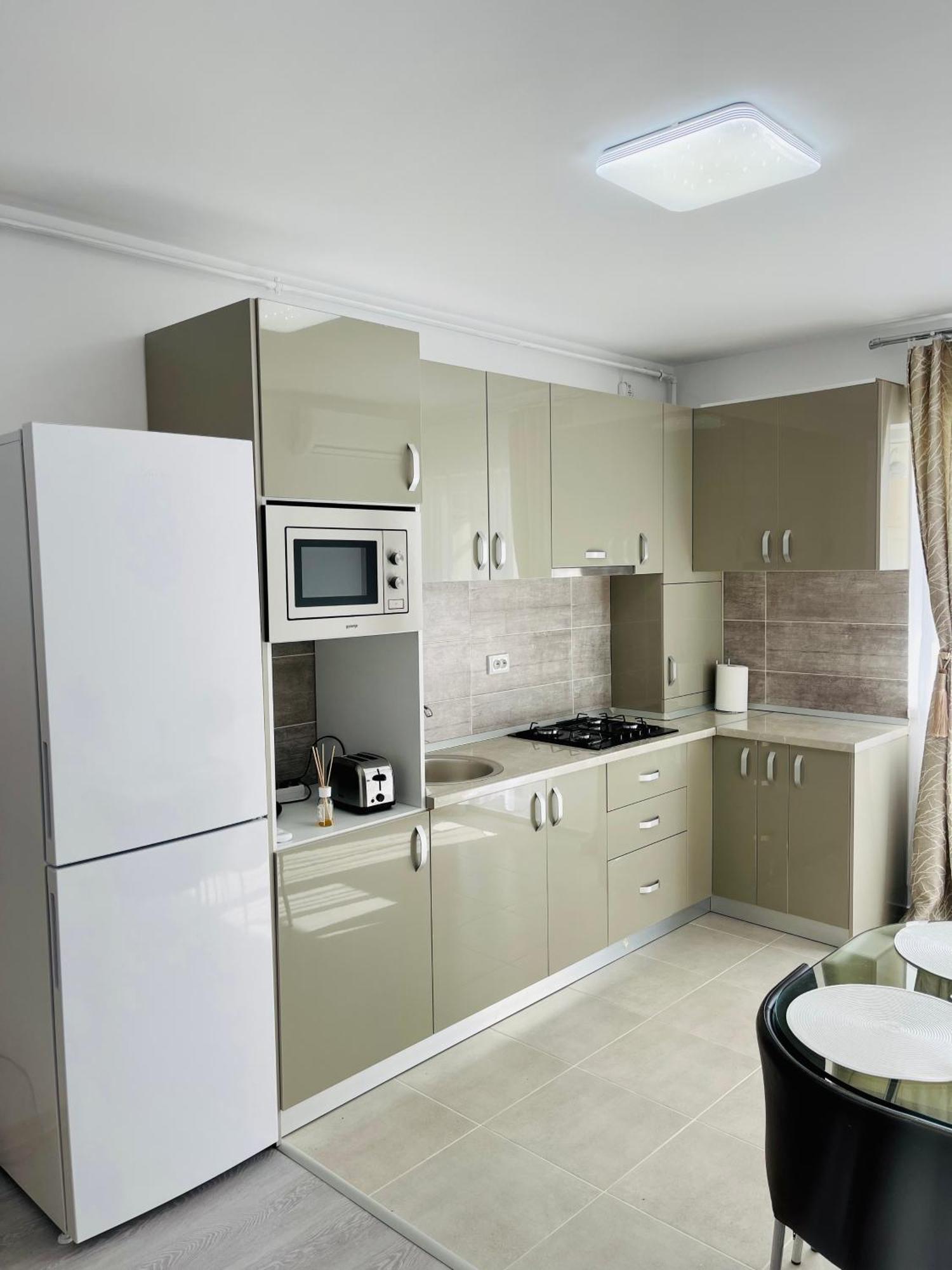 Gold House Apartment *