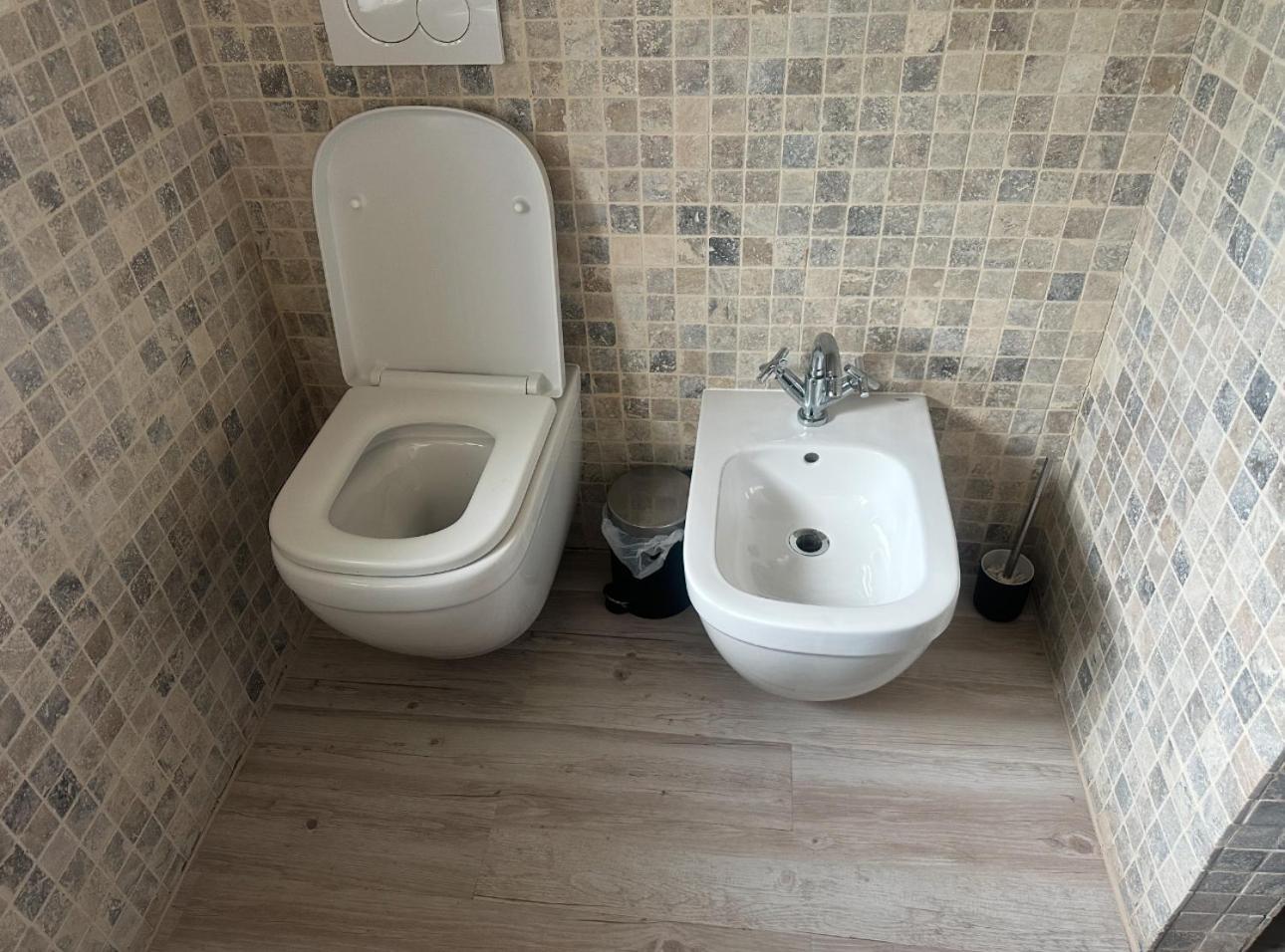 Marvellous 2 Bedrooms Attic In The Old Town * Bucureşti