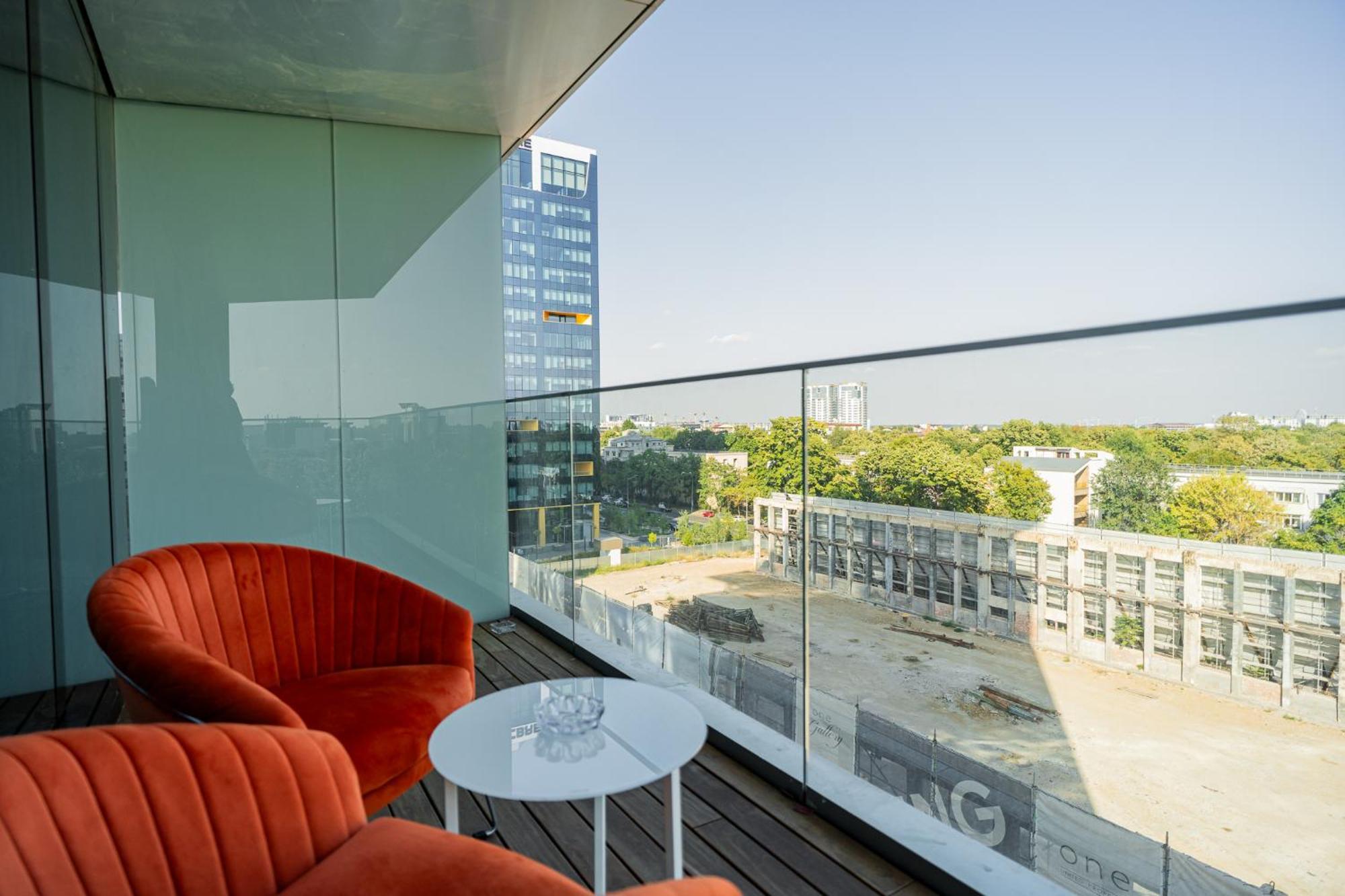 One Mircea Eliade - Luxurious With Panoramic And Park View * Bucharest