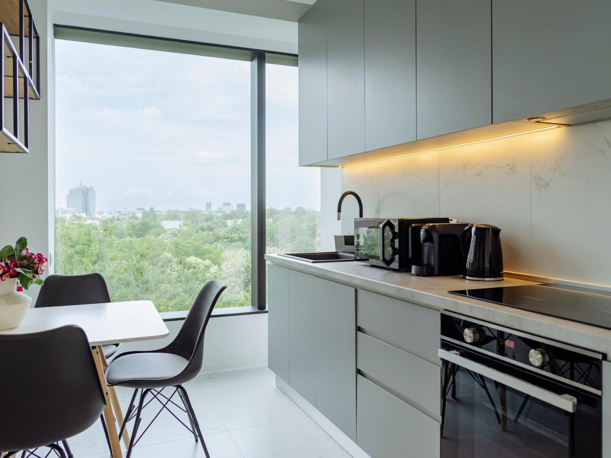 One Mircea Eliade - Luxurious With Panoramic And Park View Apartment Bucharest