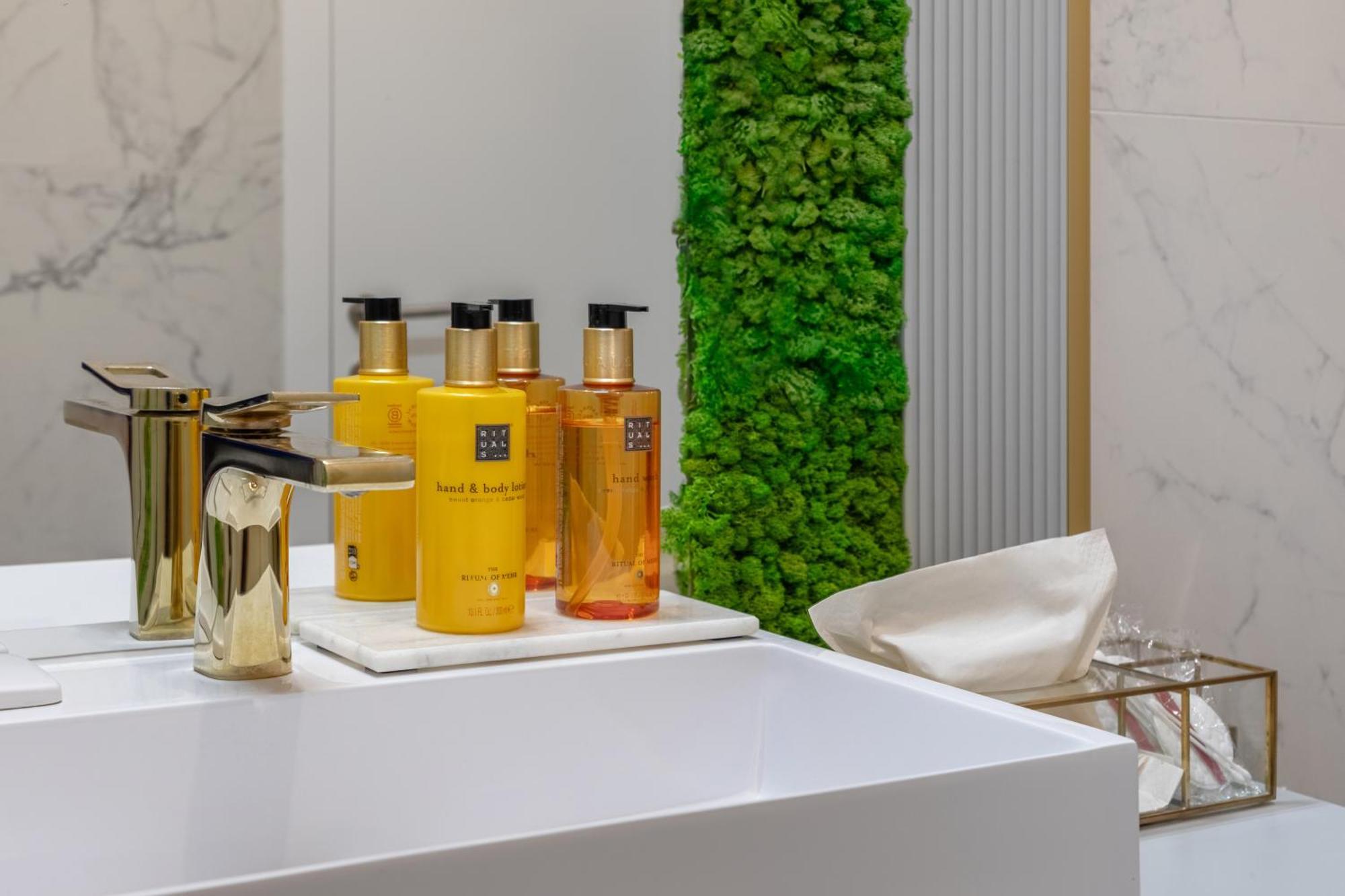 Apartment Urbanstay - Herastrau Luxury