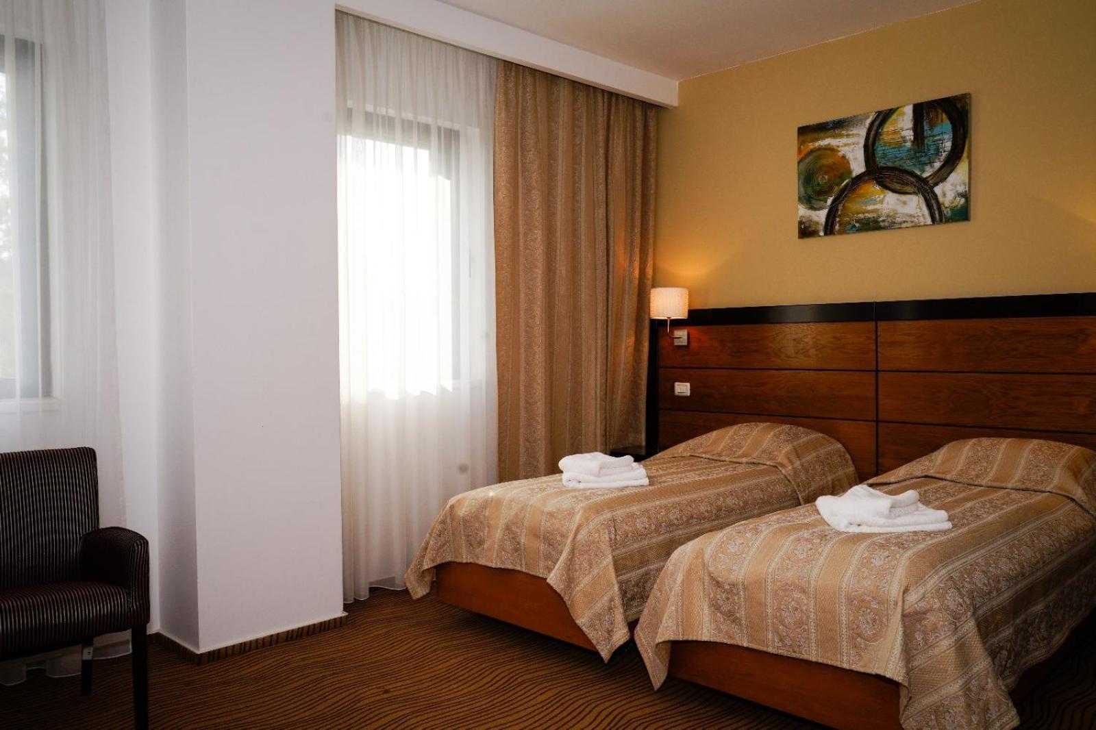 Criss 3* Bucharest