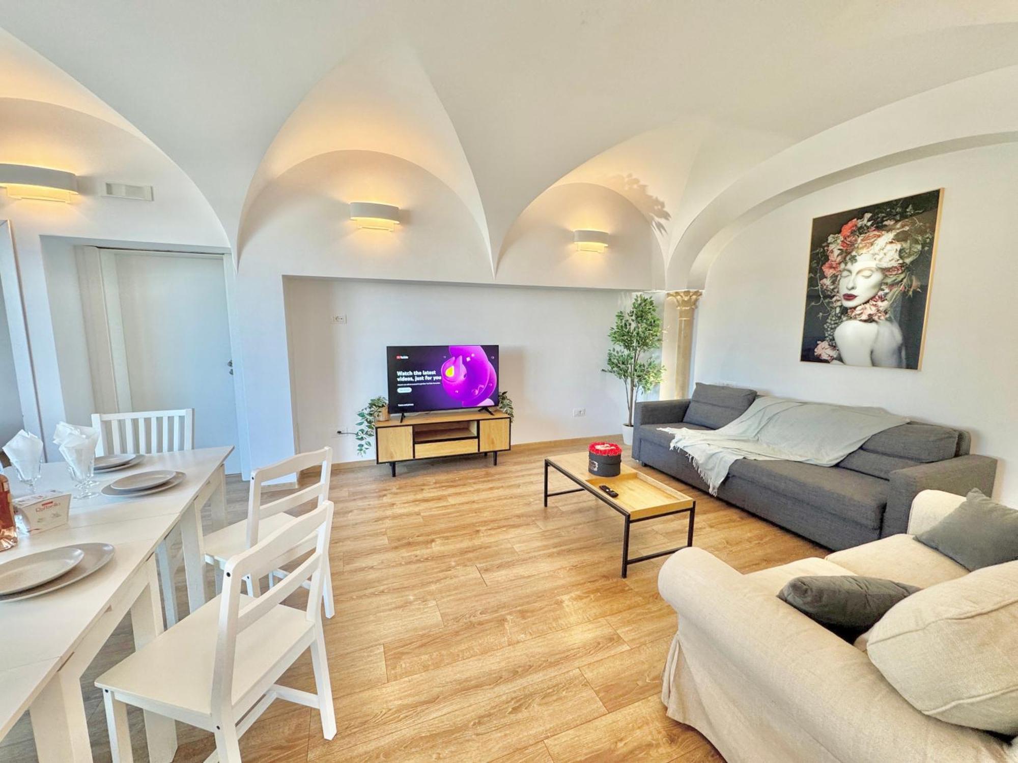 Victoriei Two Bedroom Apartament Bucureşti