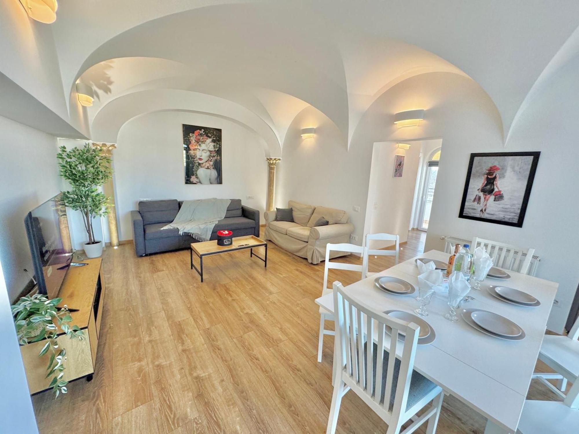 Victoriei Two Bedroom