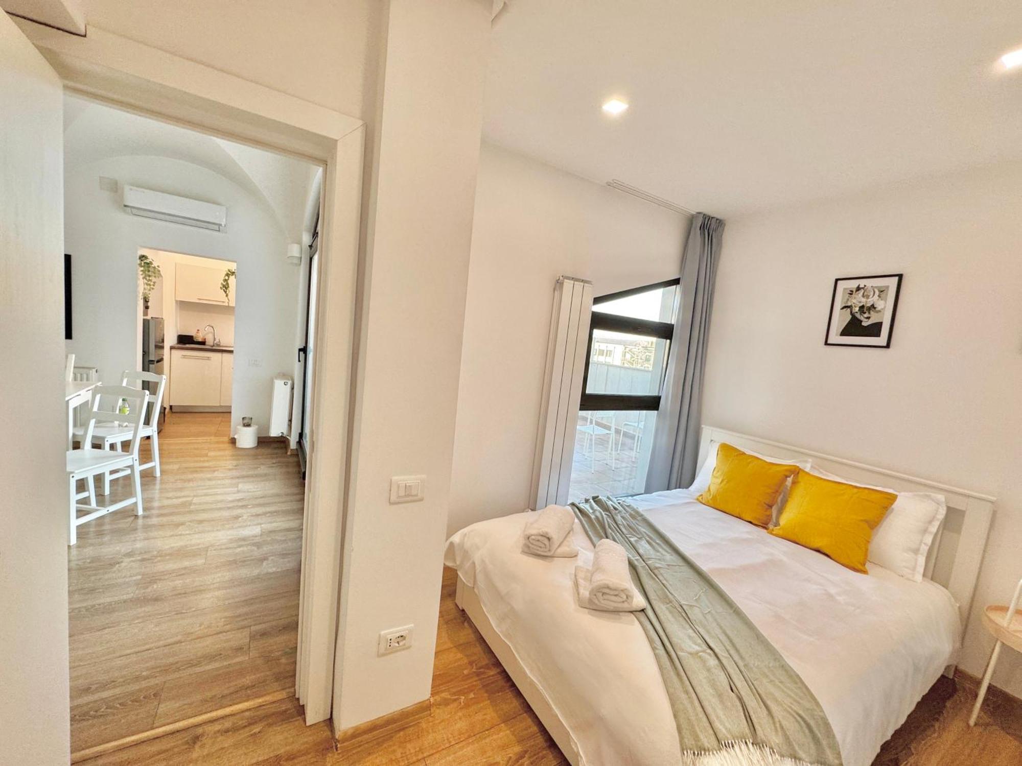 Victoriei Two Bedroom * Bucureşti