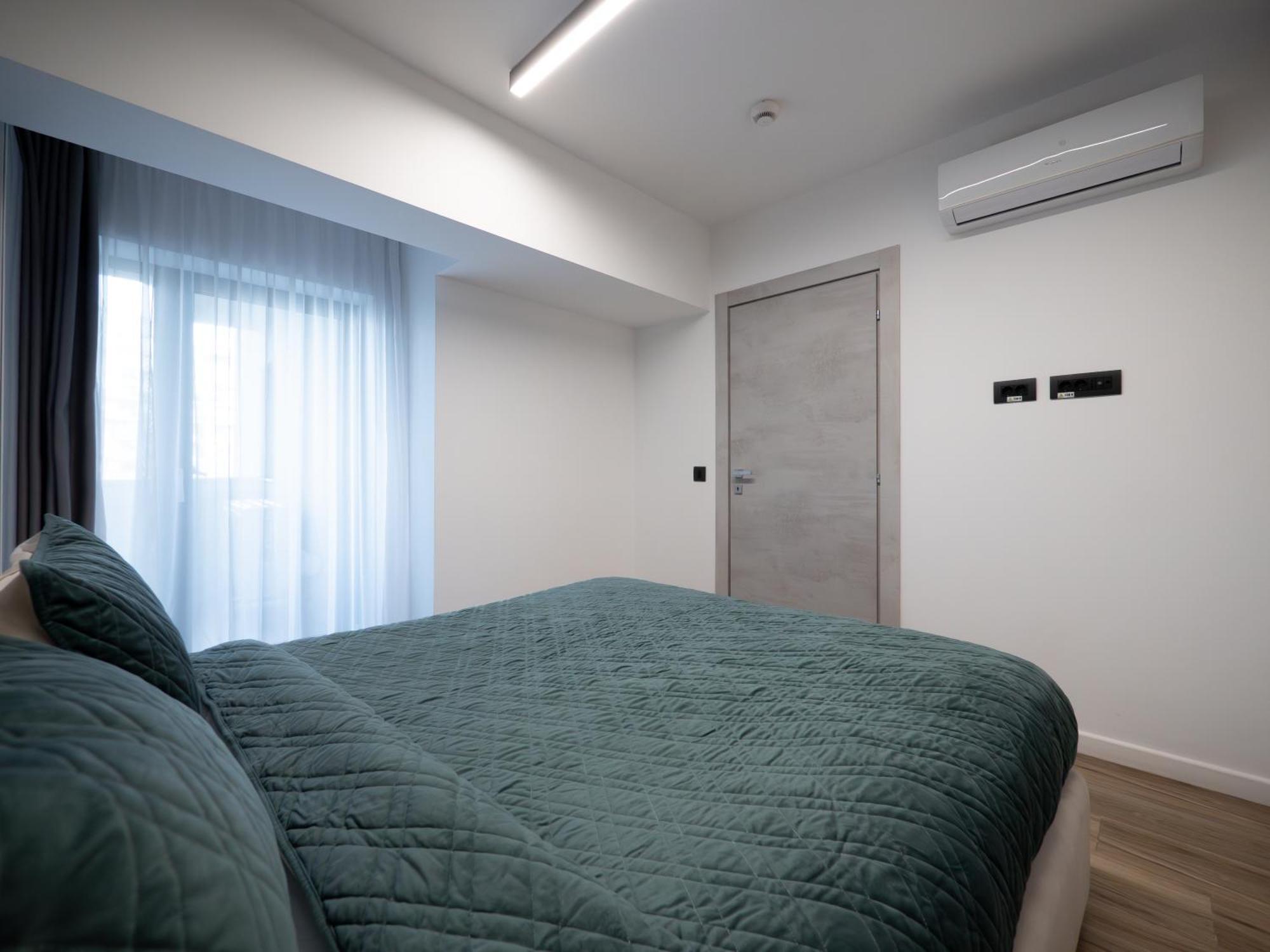 Novos Luxury Hotel