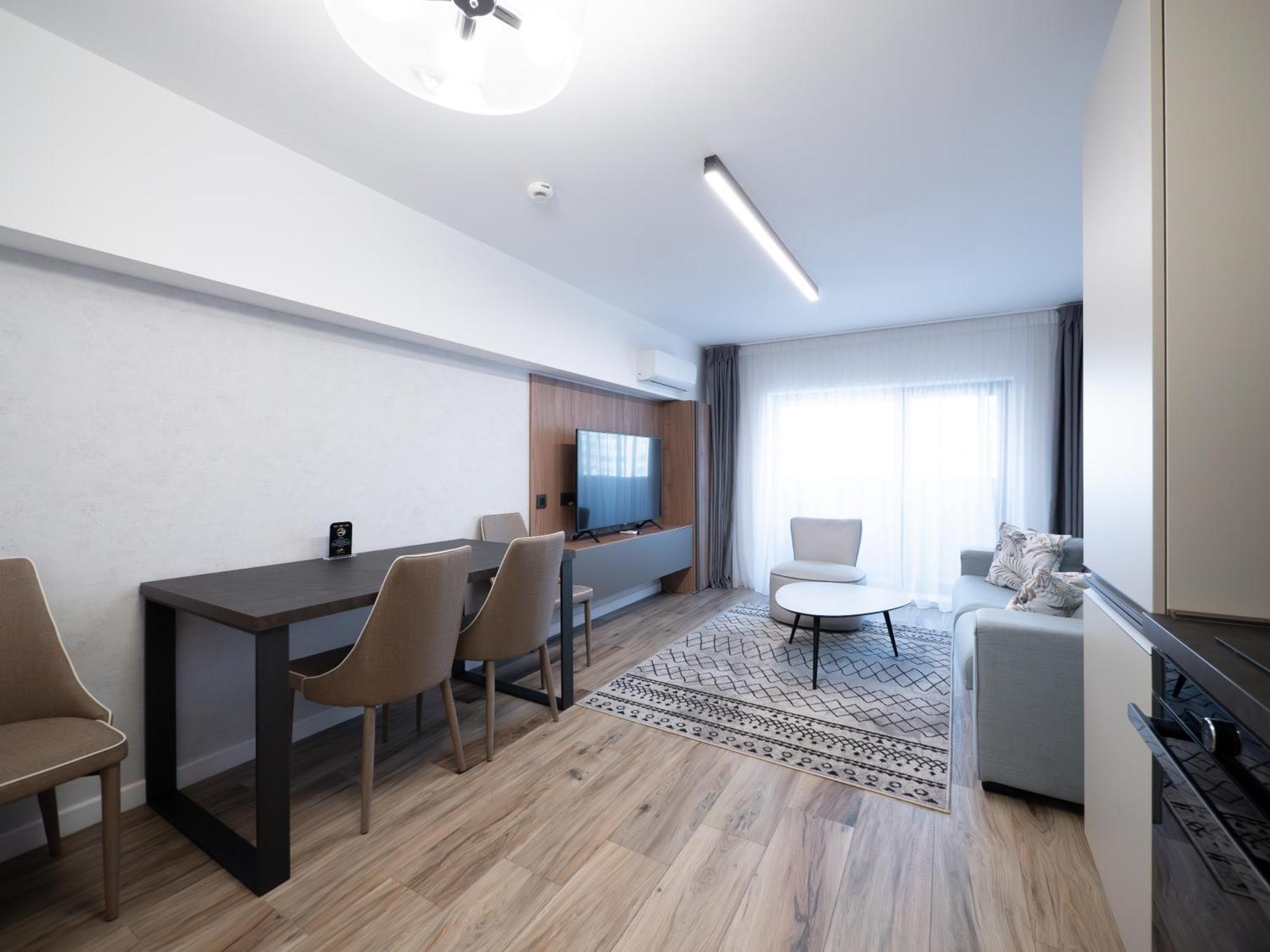 Novos Luxury