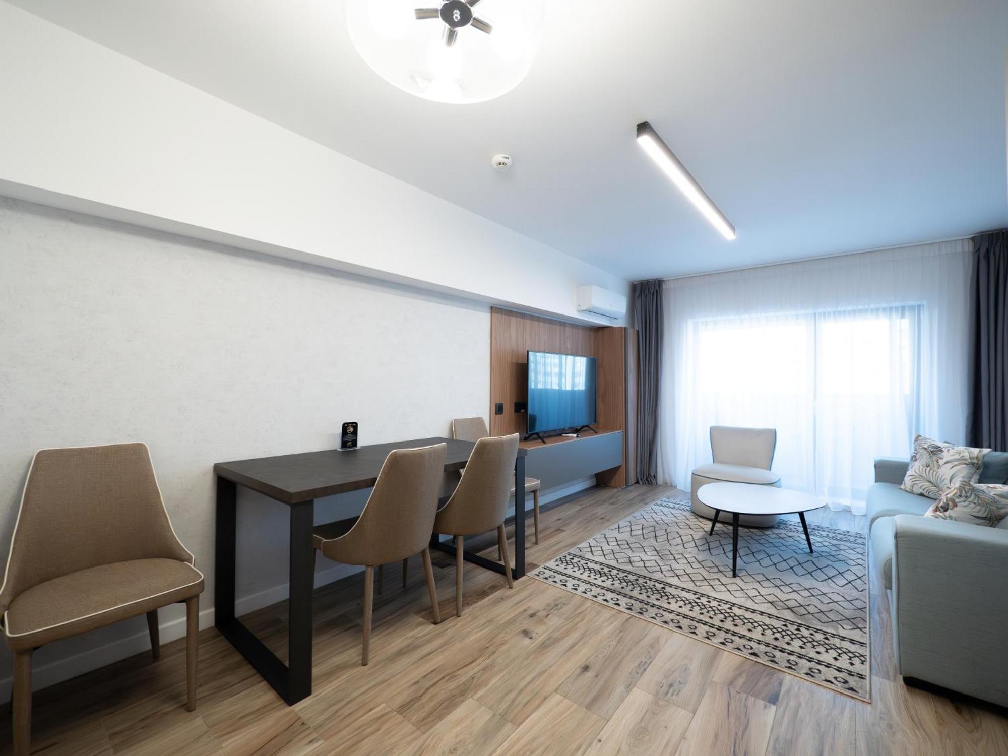 Novos Luxury Hotel