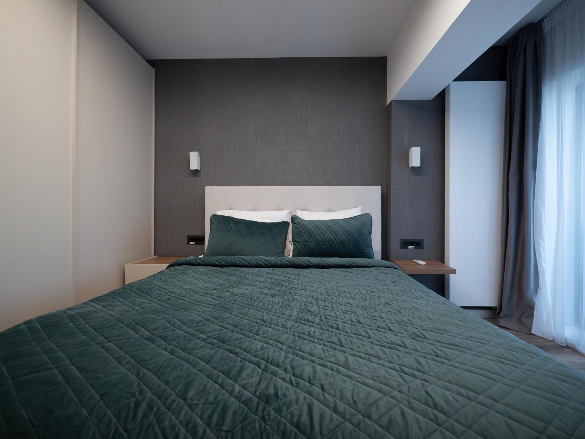 Novos Luxury