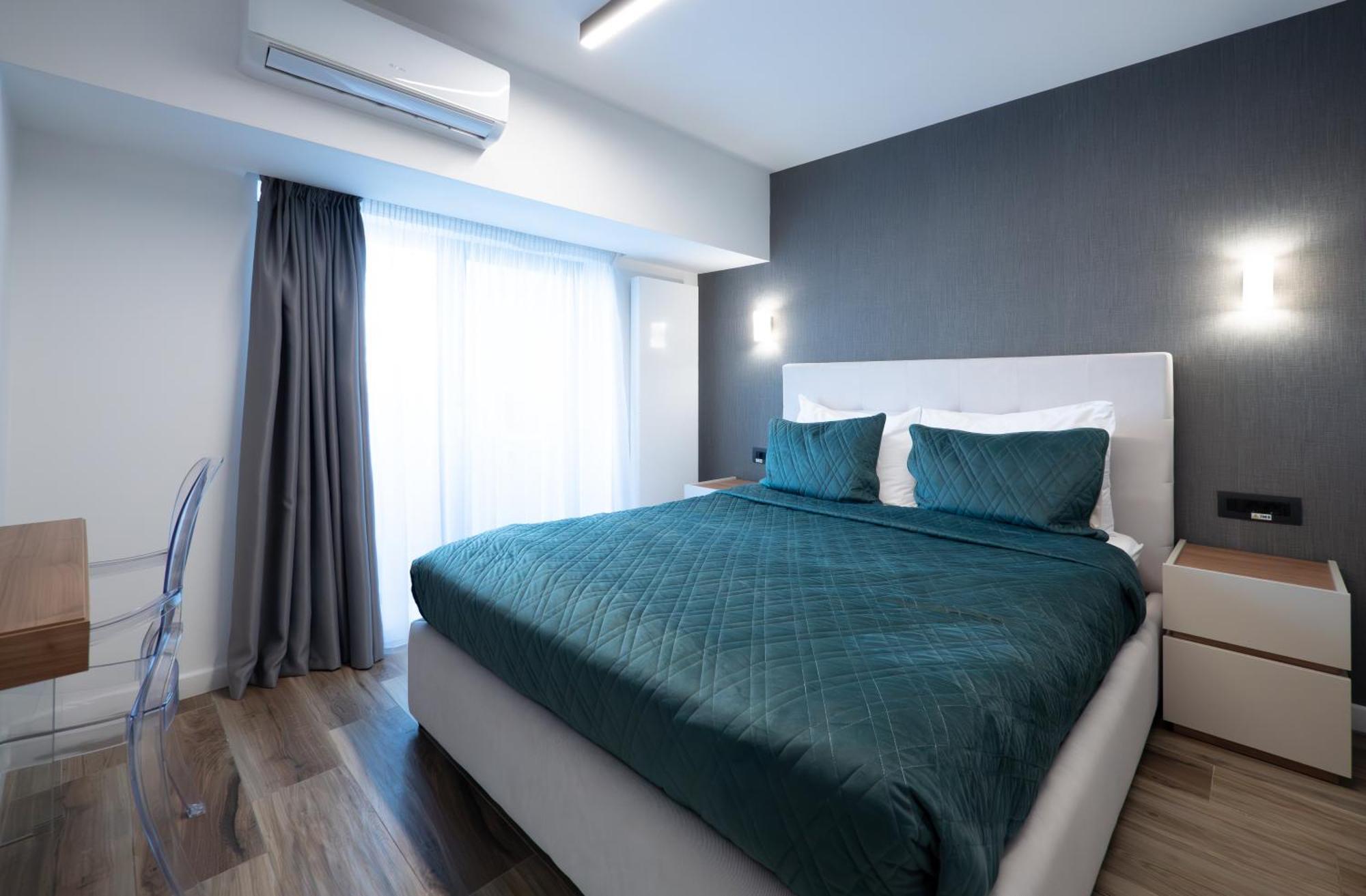 Novos Luxury Hotel
