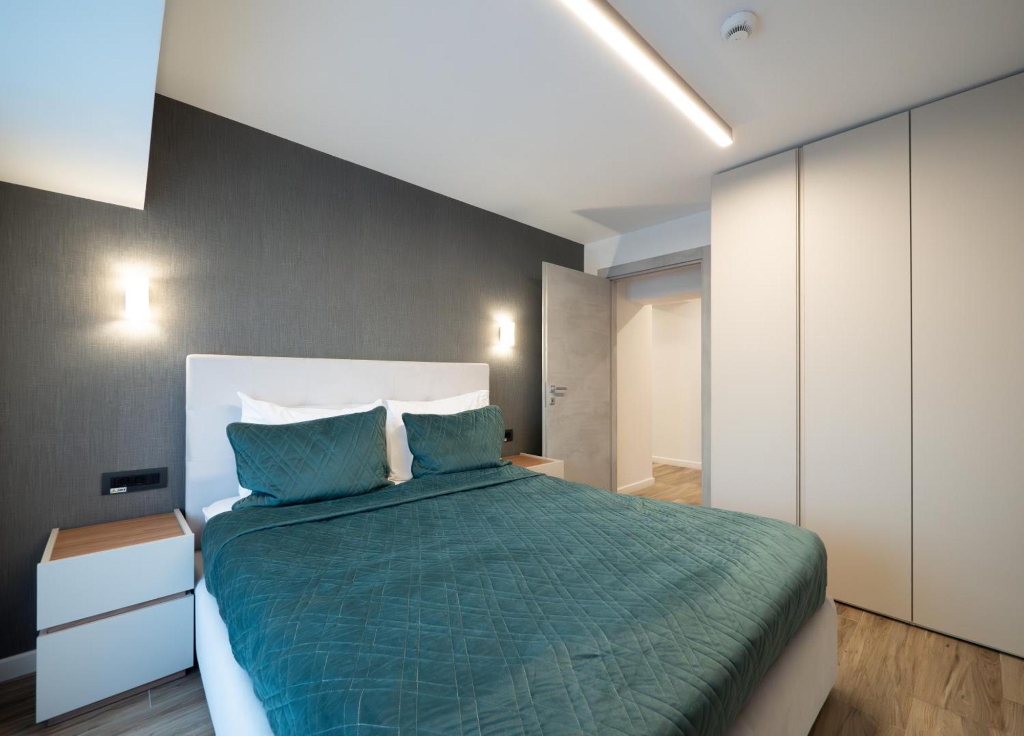 Novos Luxury