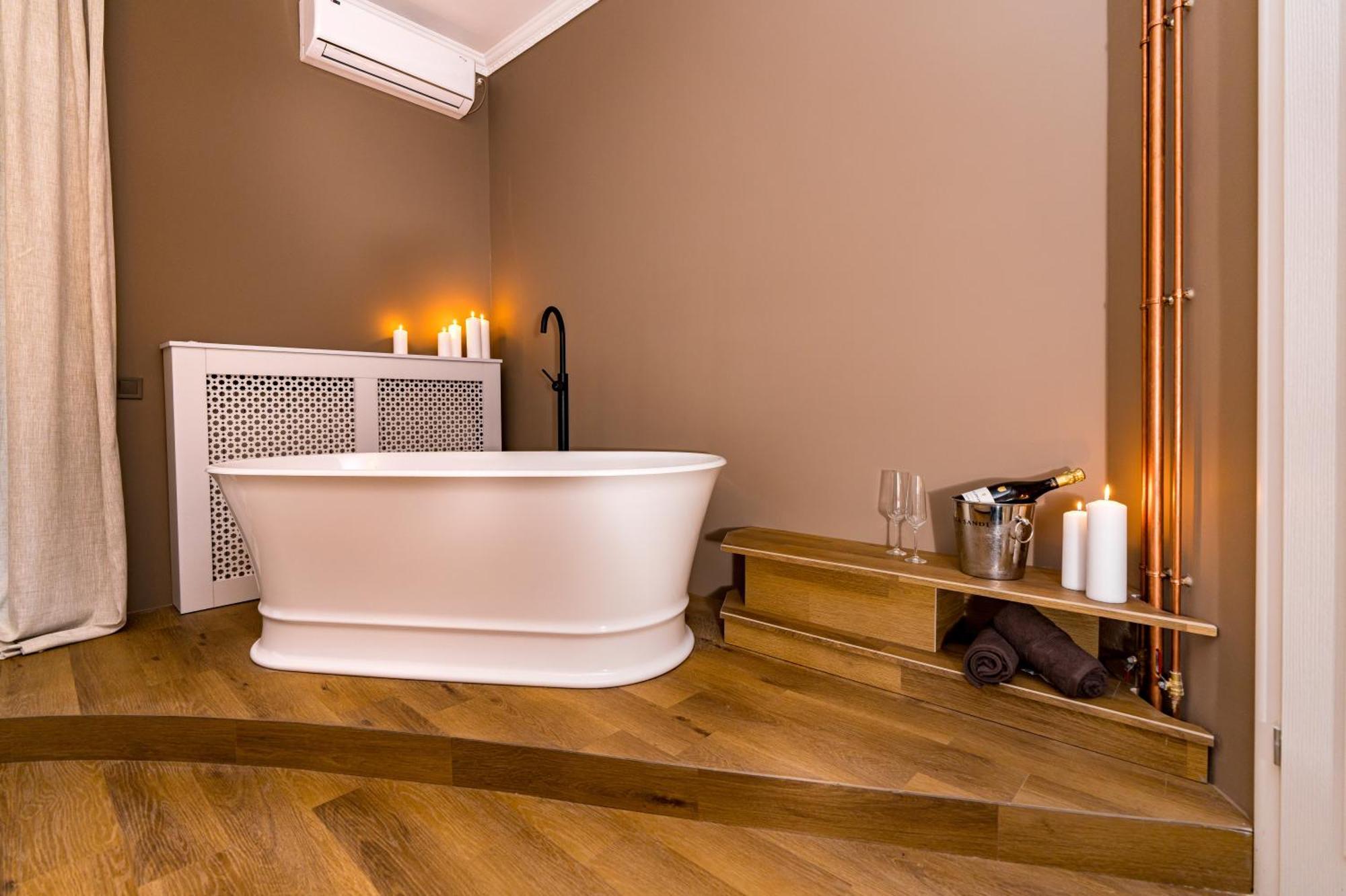Downtown Calea Victoriei 100 Jacuzzi&sauna&bathtub *