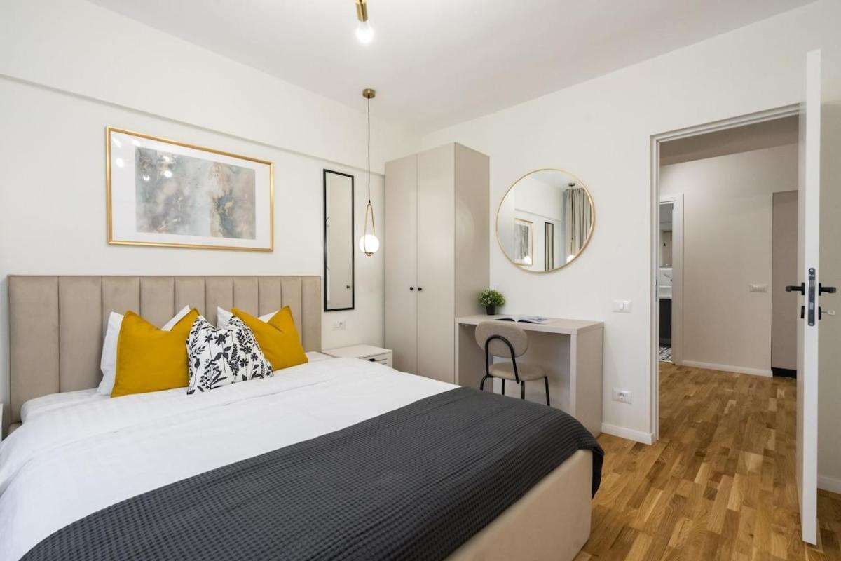 Stylish 2br Flat - Calea Victoriei Apartment Bucharest