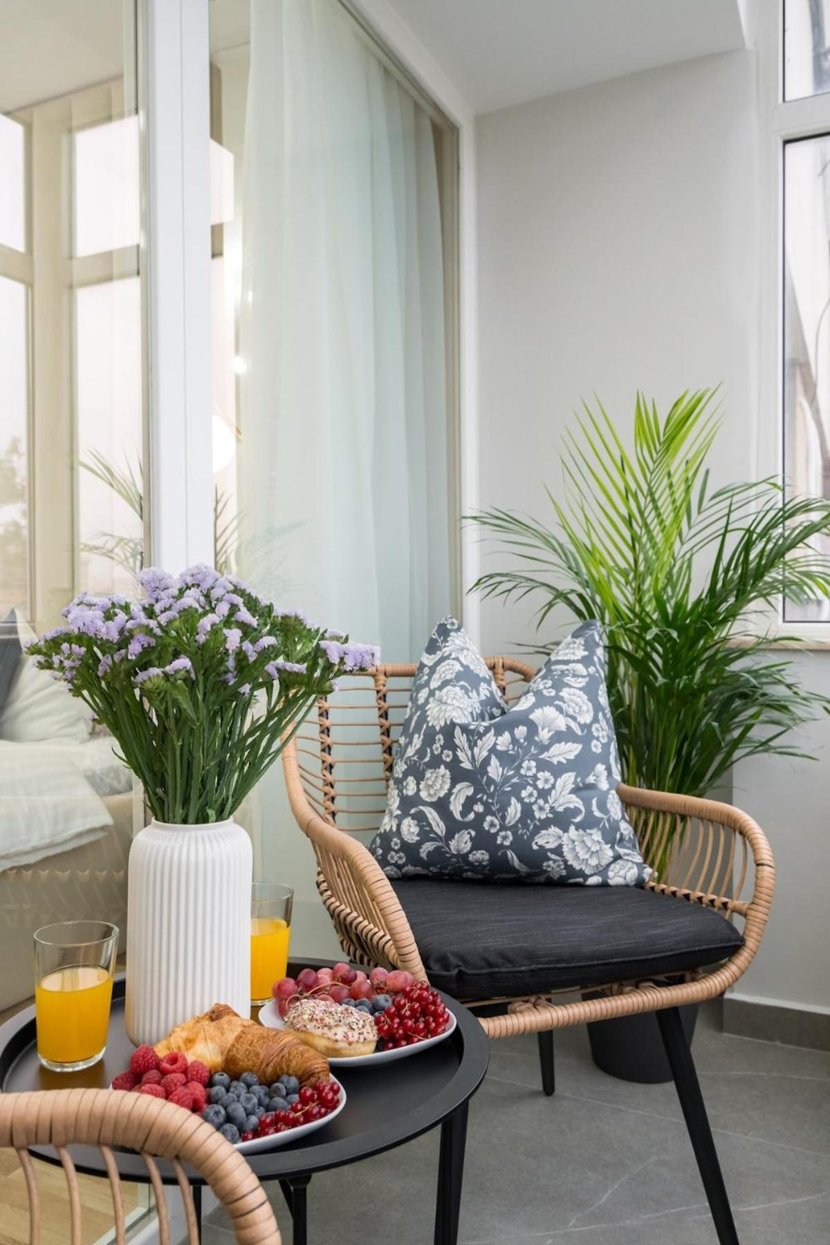 Apartment Stylish 2br Flat - Calea Victoriei Bucharest