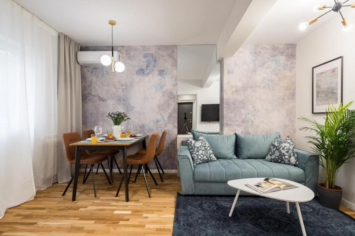 Stylish 2br Flat - Calea Victoriei * Bucharest