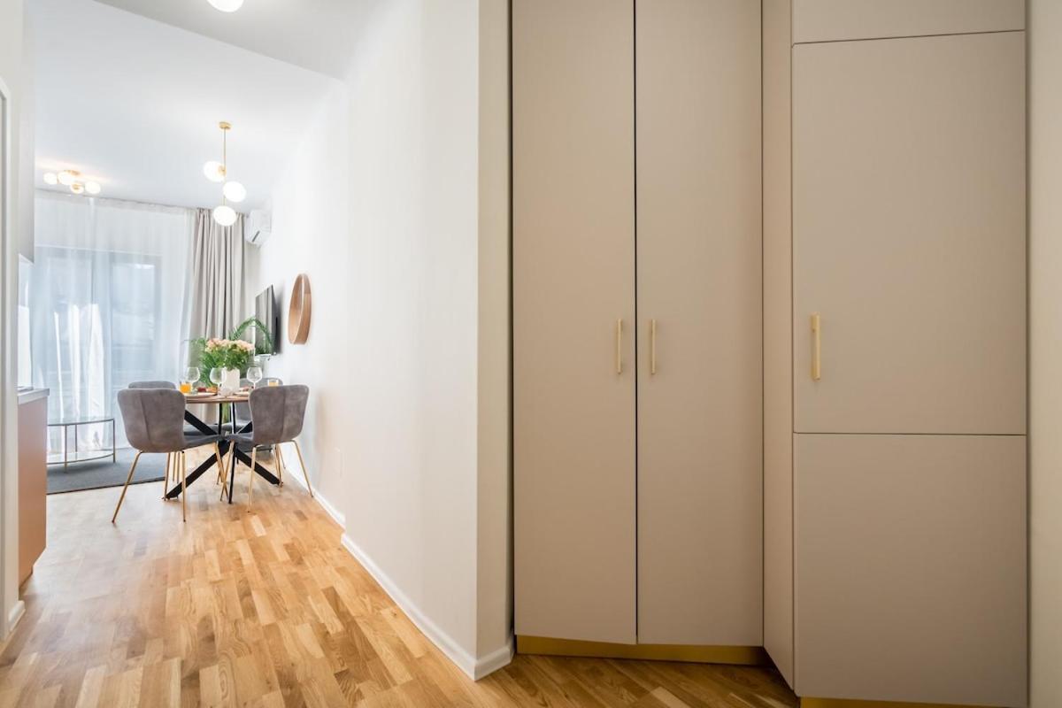 Breathtaking Spacious 2br - Center Bucharest