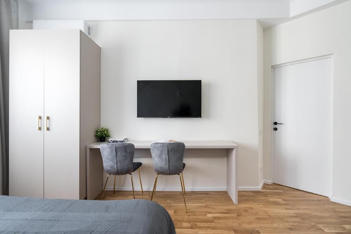 Apartment Breathtaking Spacious 2br - Center