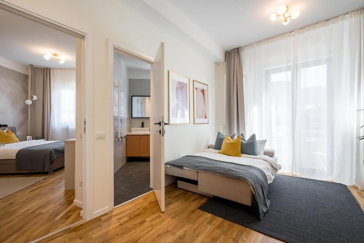 Breathtaking Spacious 2br - Center Apartment Bucharest