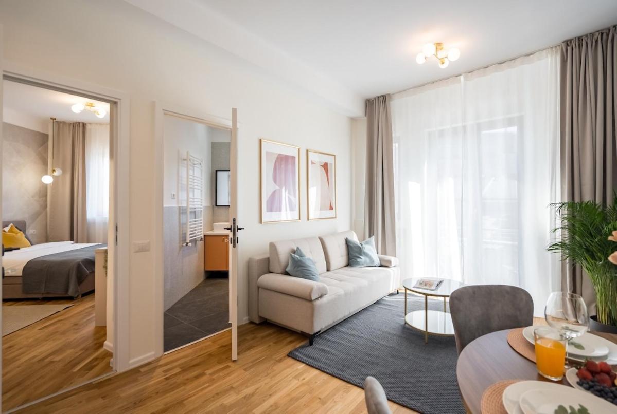 Breathtaking Spacious 2br - Center