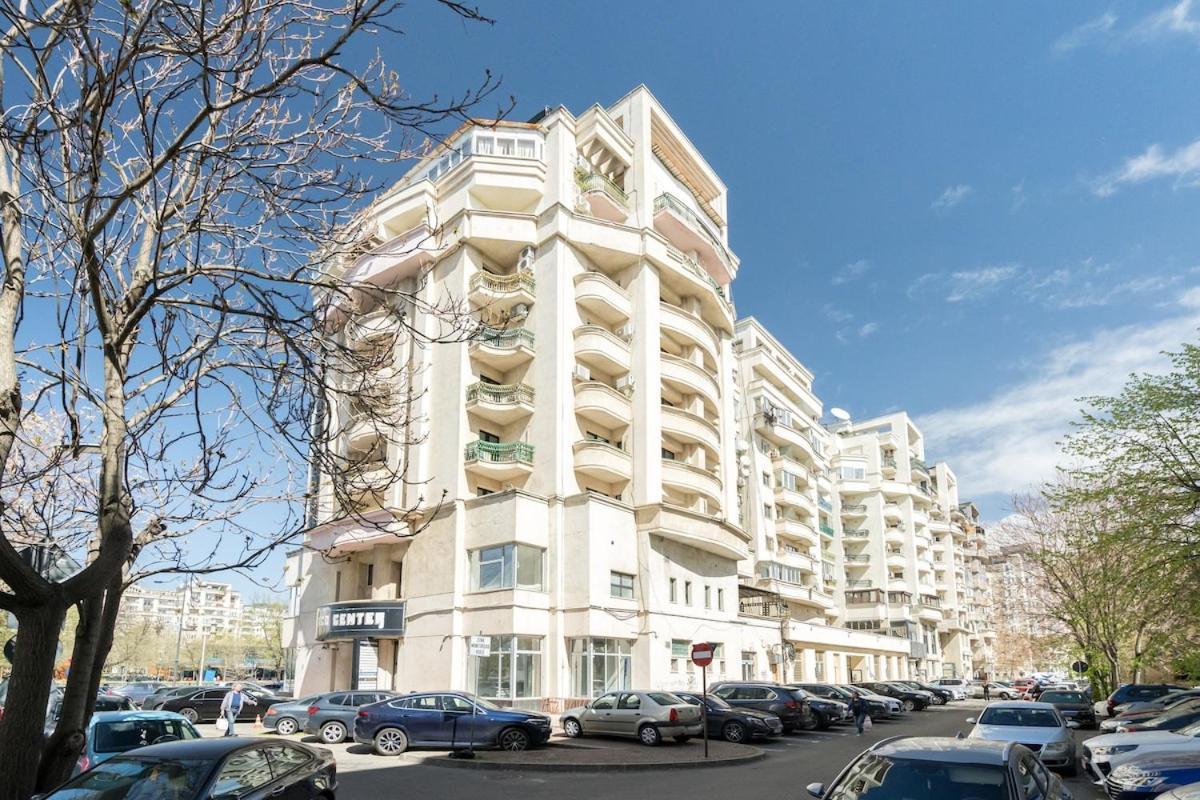 Apartment Sunny 2br Large Midtown Flat - 3 Superb Balconies