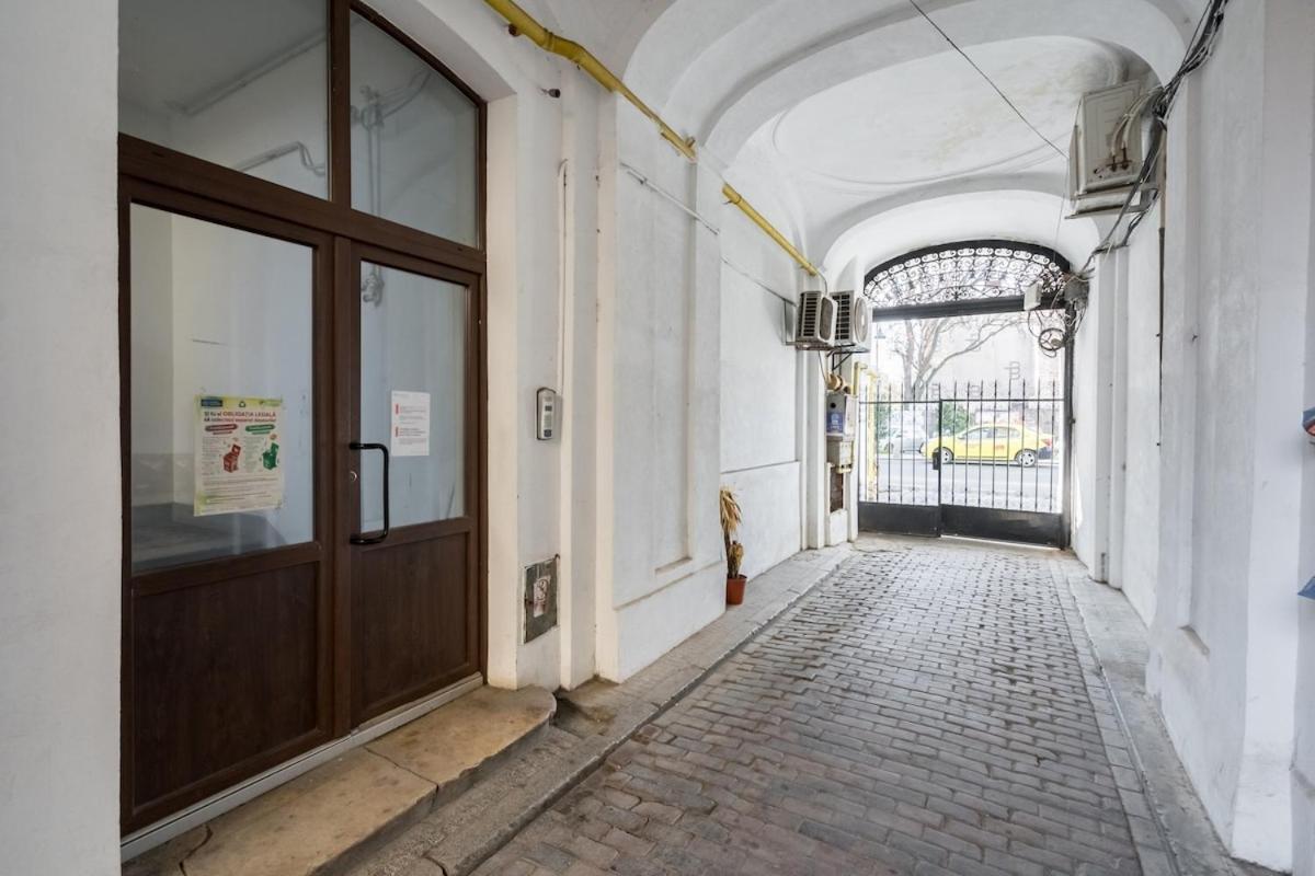 Apartment Sunny Large Flat - Amzei Square - Superb Balcony