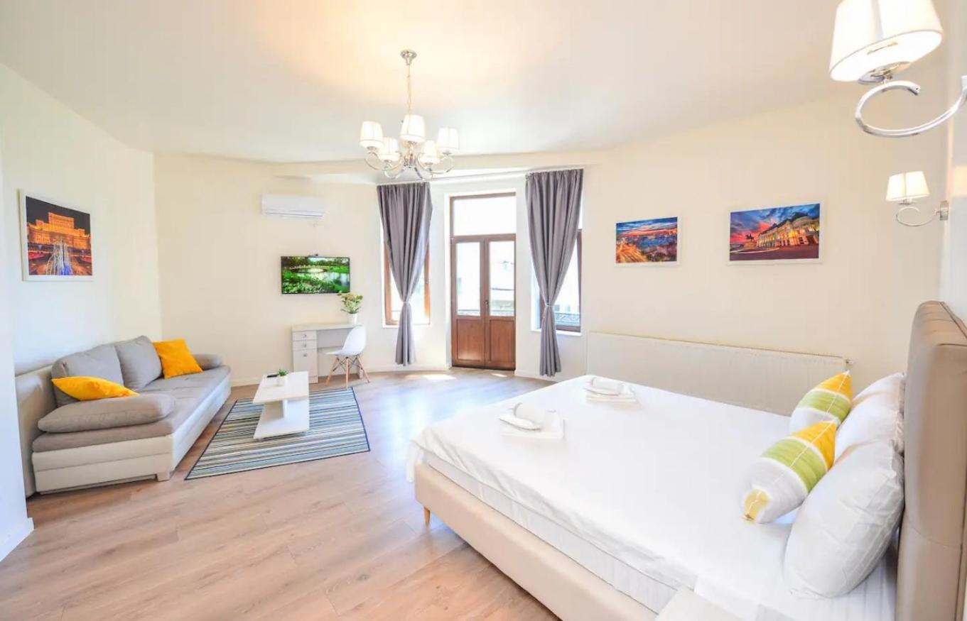 Apartment Spacious Deluxe Old Town-free Parking