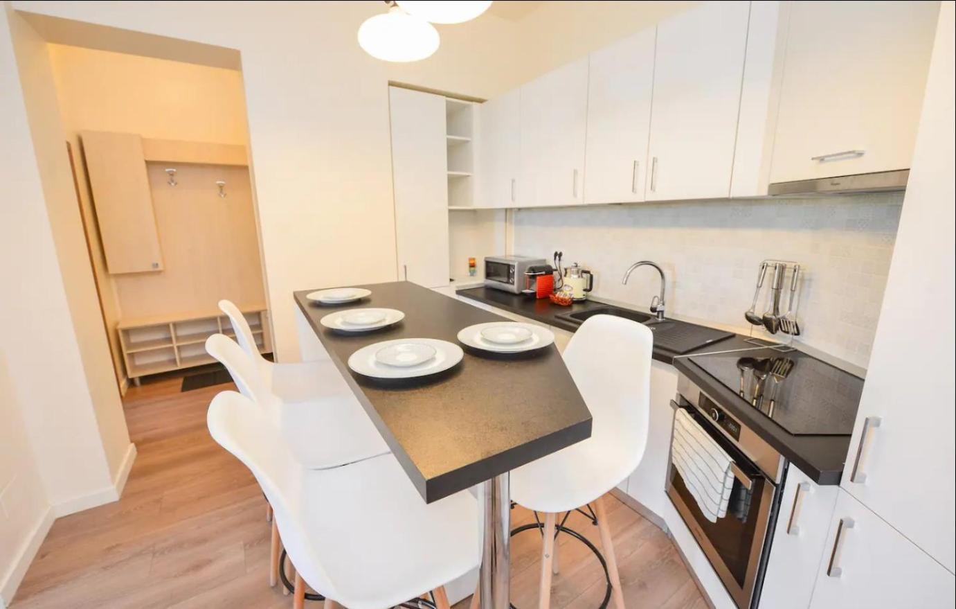 Spacious Deluxe Old Town-free Parking