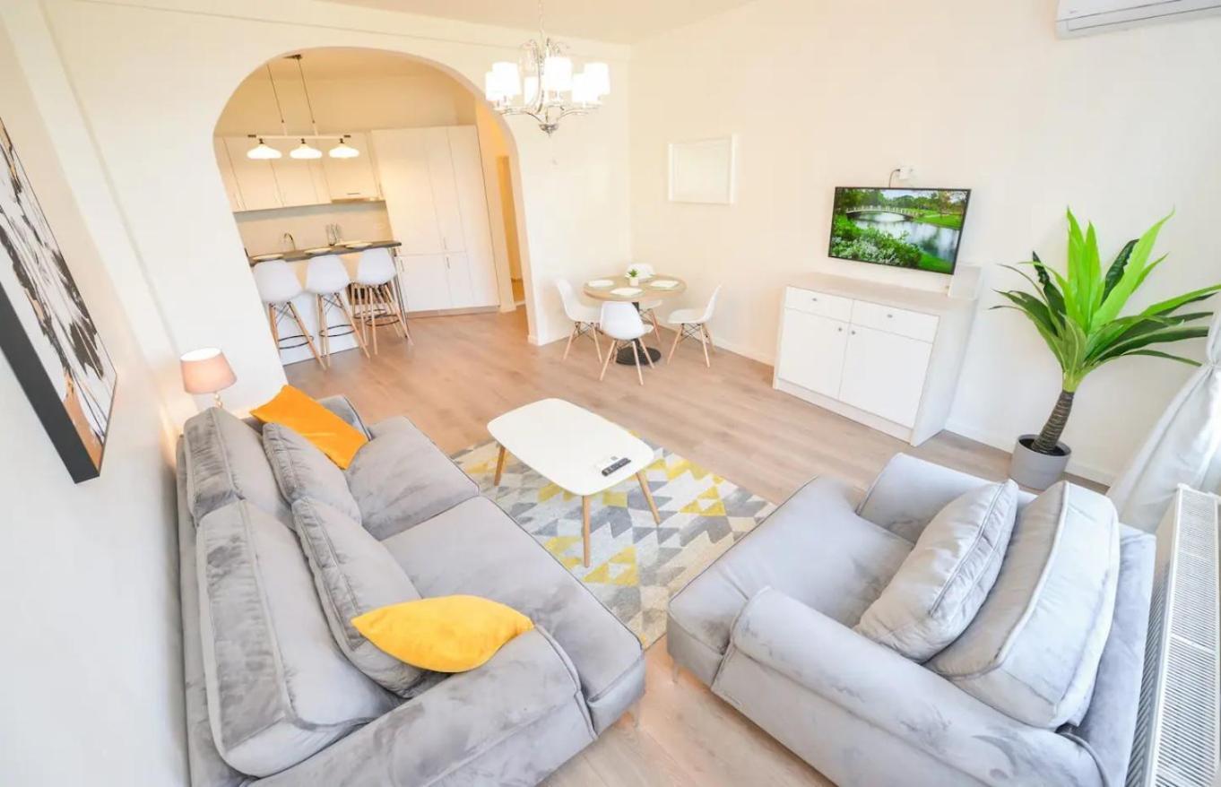 Apartment Spacious Deluxe Old Town-free Parking *