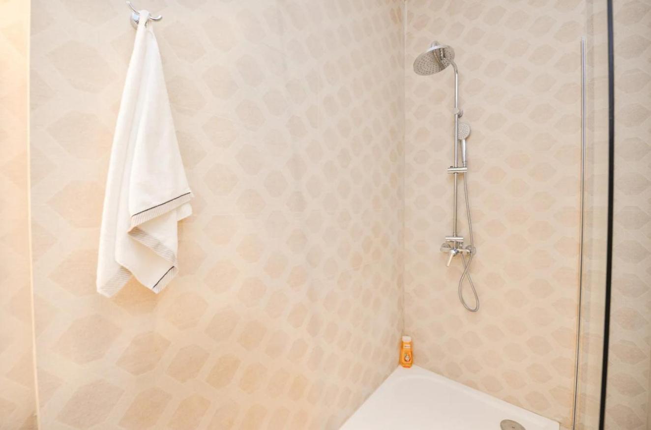 Apartment Spacious Deluxe Old Town-free Parking Bucharest