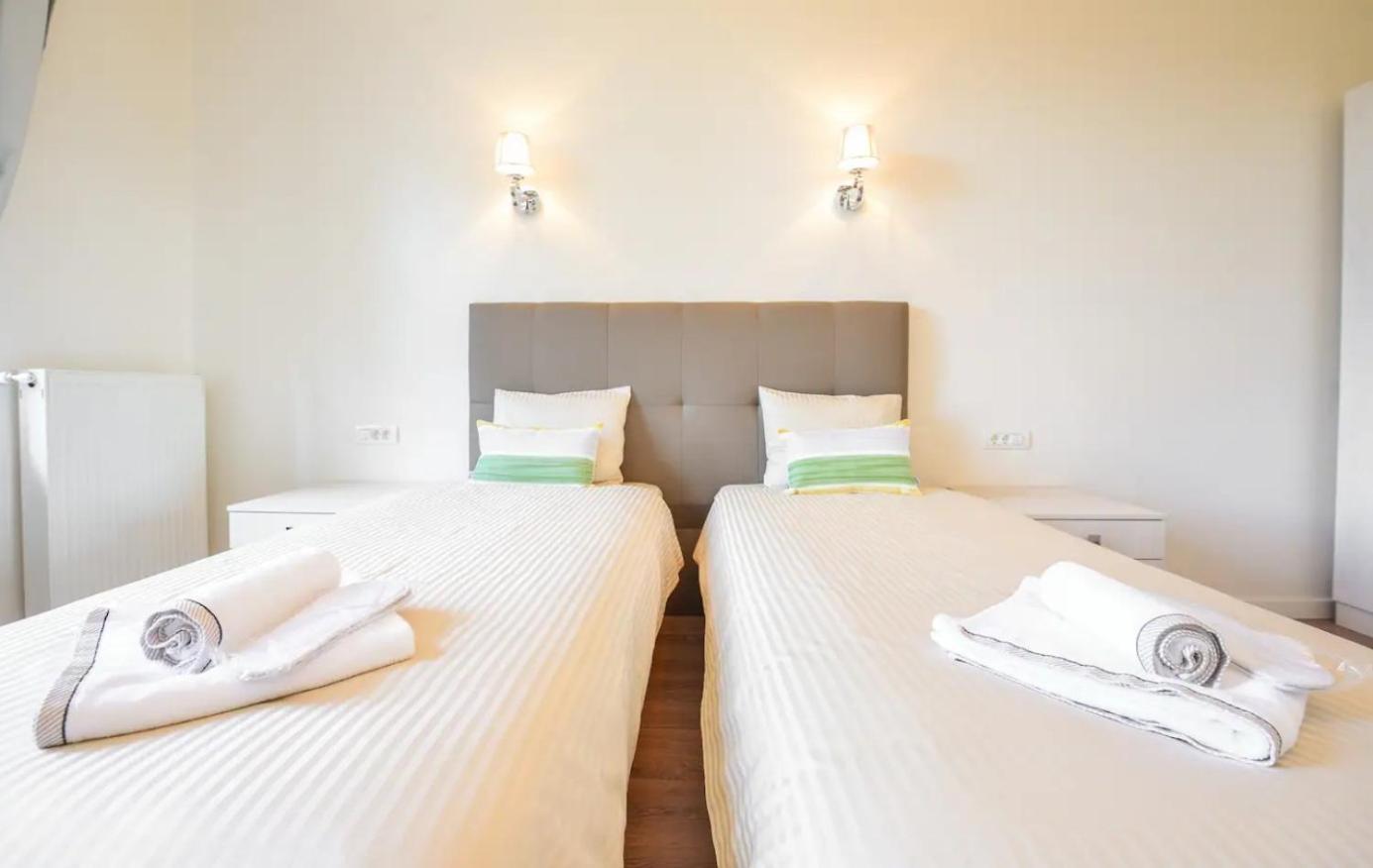 Apartment Spacious Deluxe Old Town-free Parking