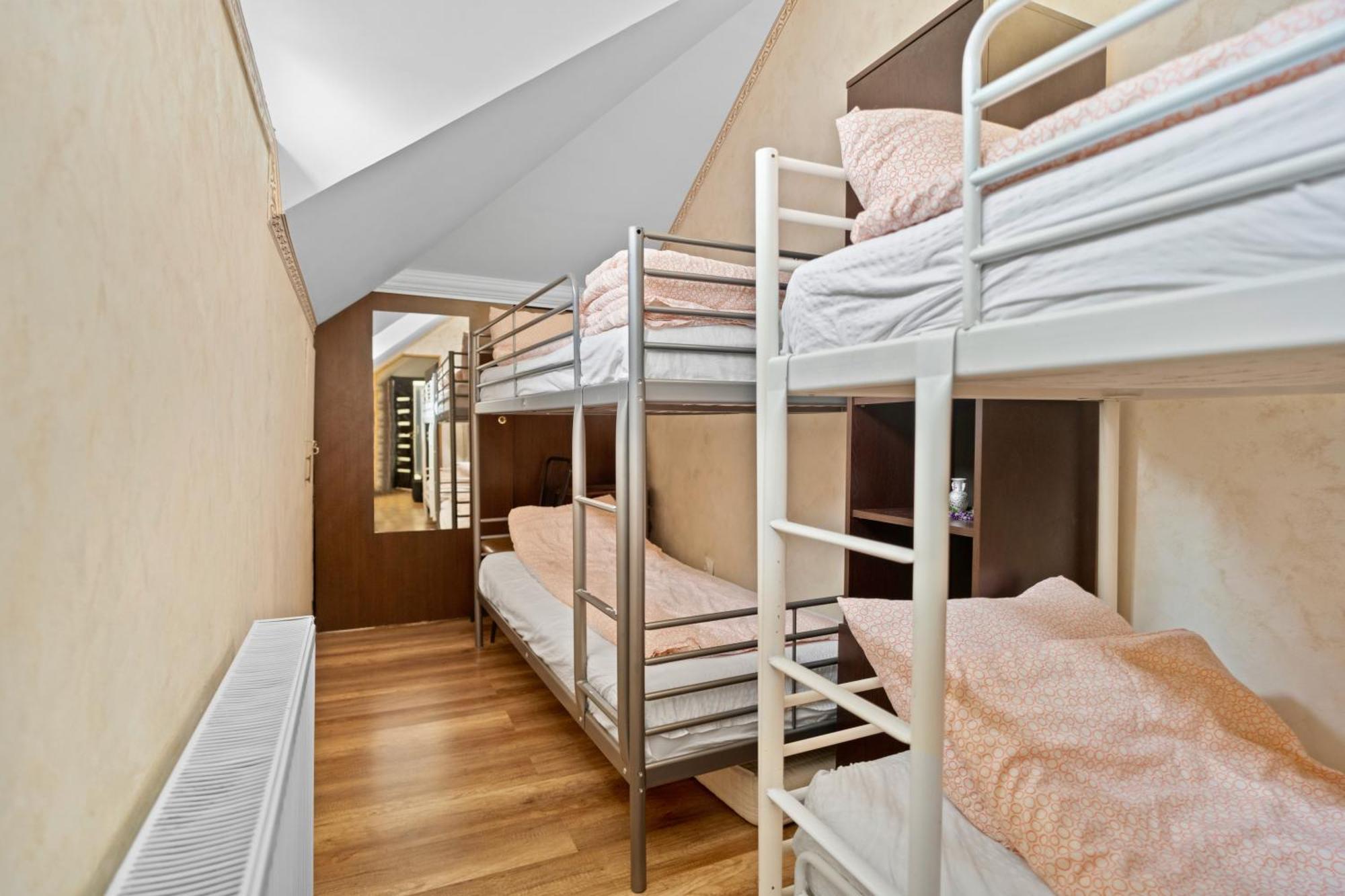 Cozy With Free Parking Close To Romexpo * Bucharest