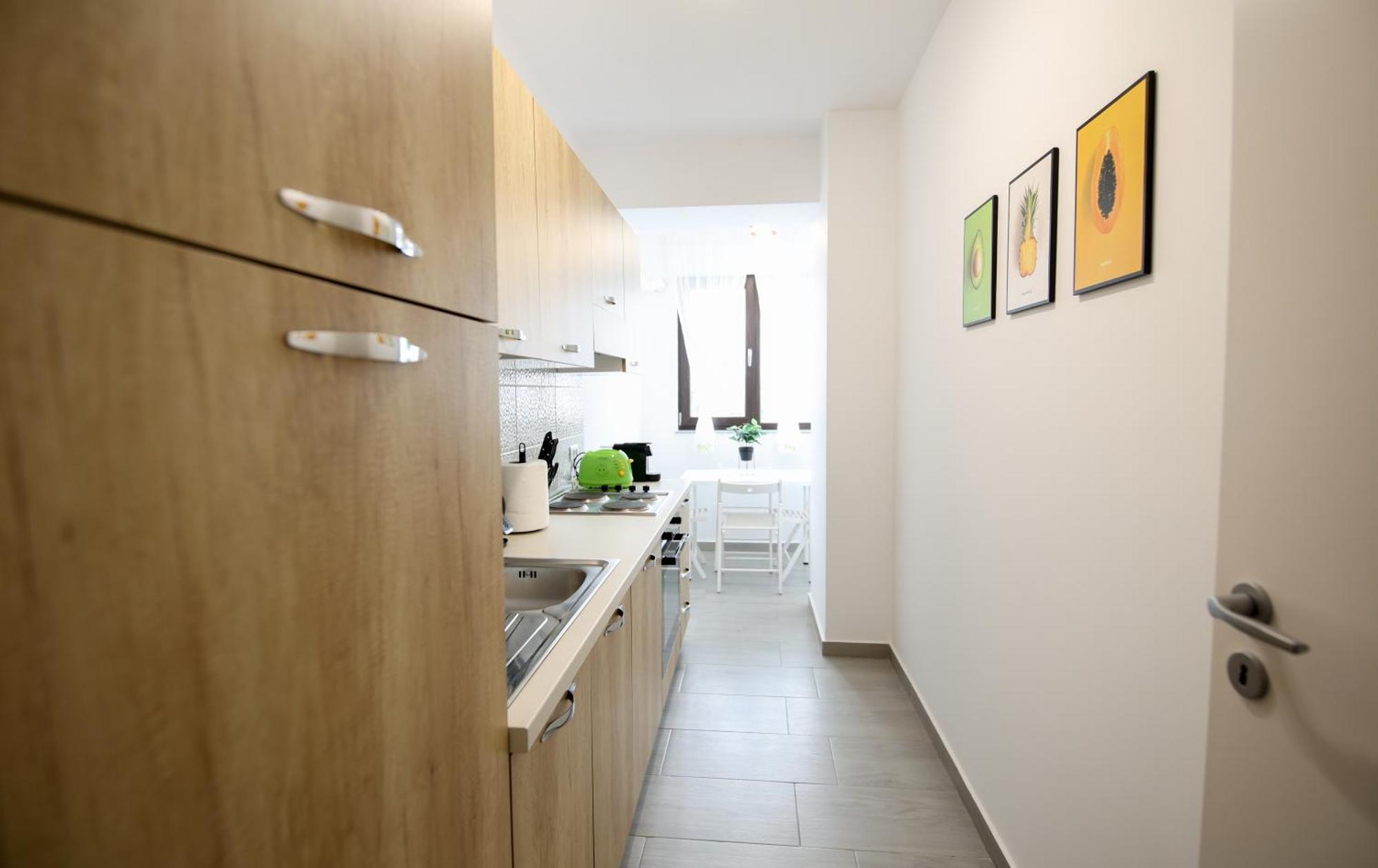 Vitan Oasis ---free Secured Private Parking---self Check-in-- * Bucureşti