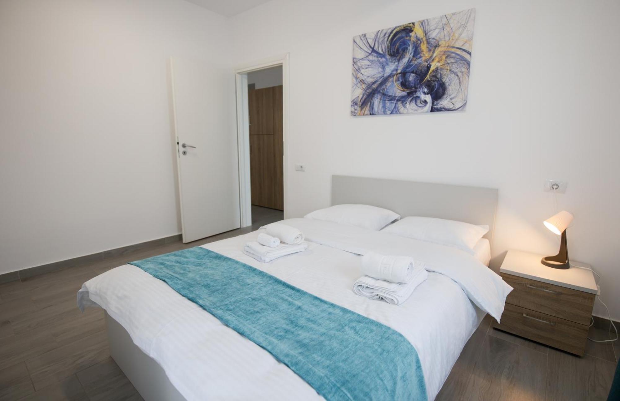 Vitan Oasis ---free Secured Private Parking---self Check-in-- *