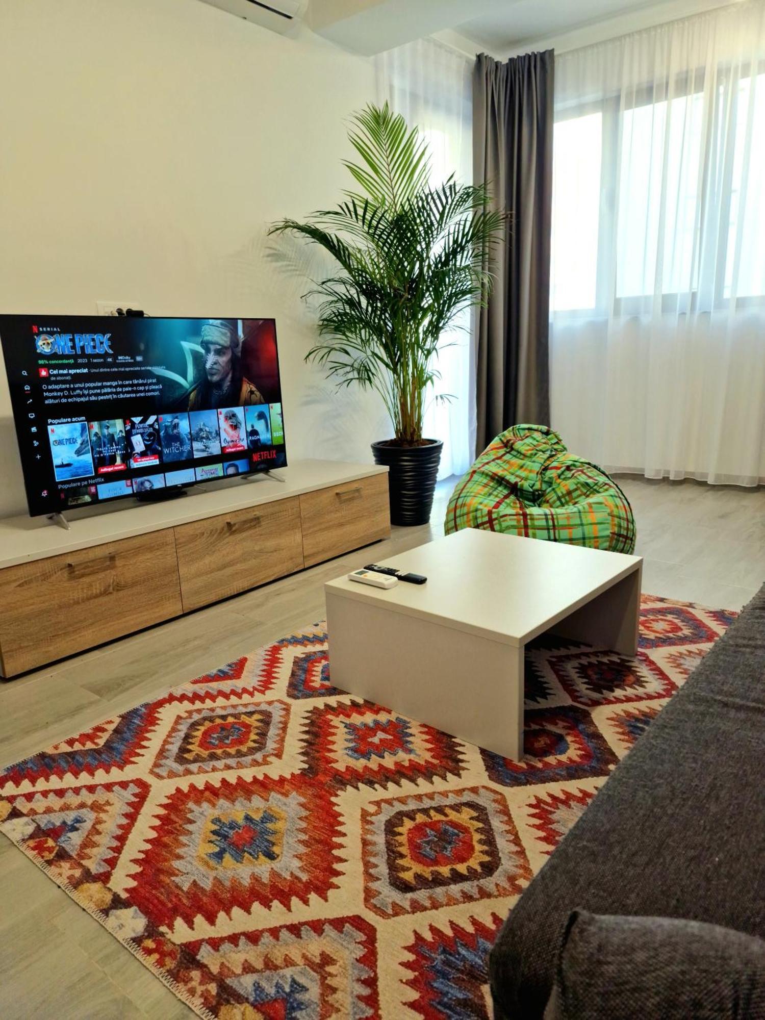 Vitan Oasis ---free Secured Private Parking---self Check-in-- Bucureşti