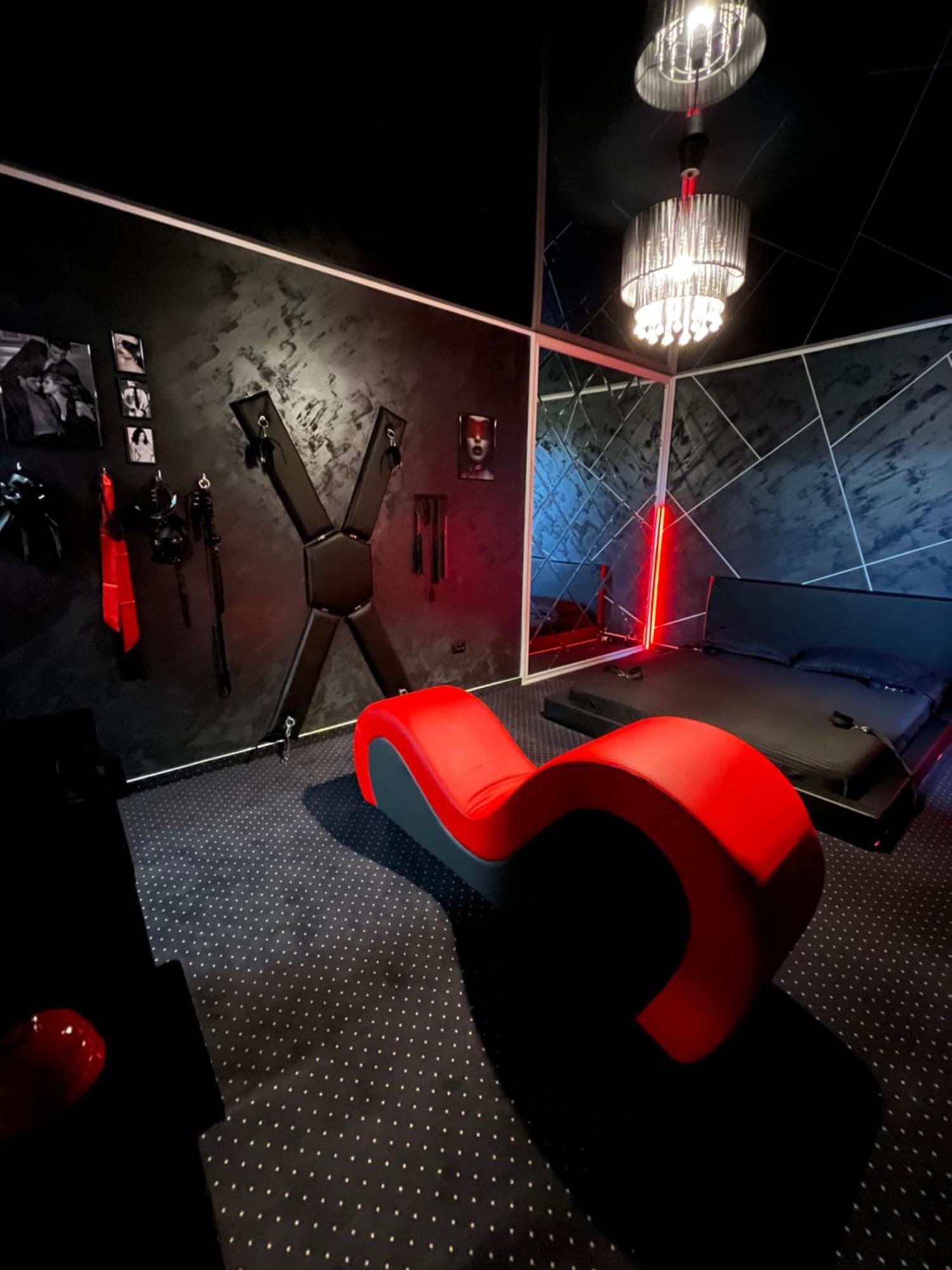Apartament Adult Only Fantasy Bucureşti