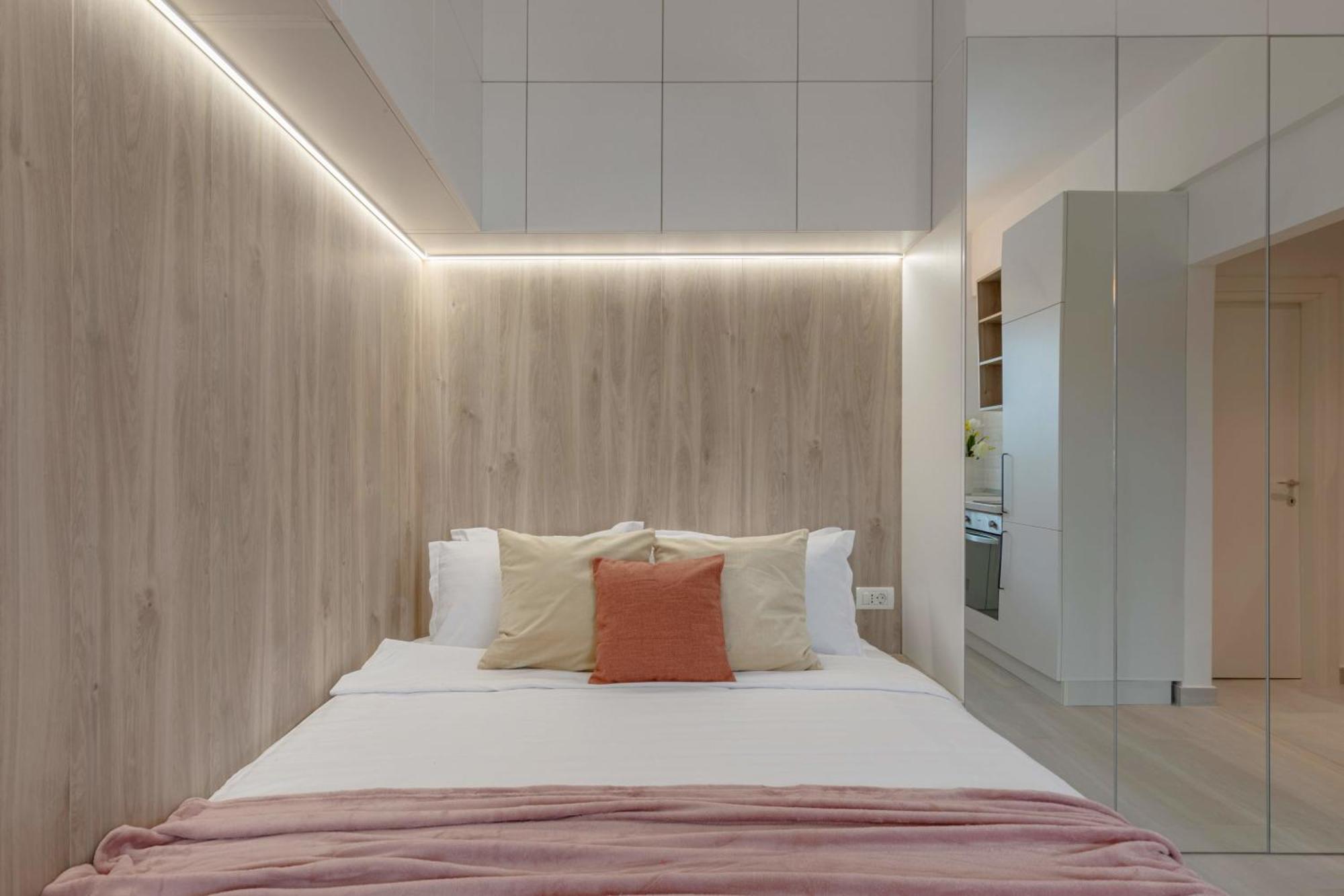 Modern & Bright On Amzei Square Apartament *