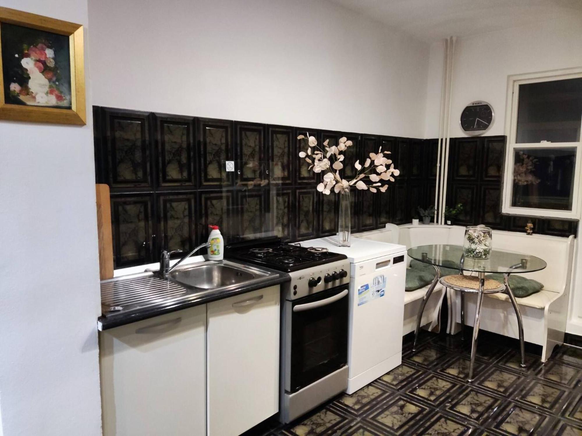 Apartment Parklake 4 With 6 Beds Accomodates 9 People Entire *