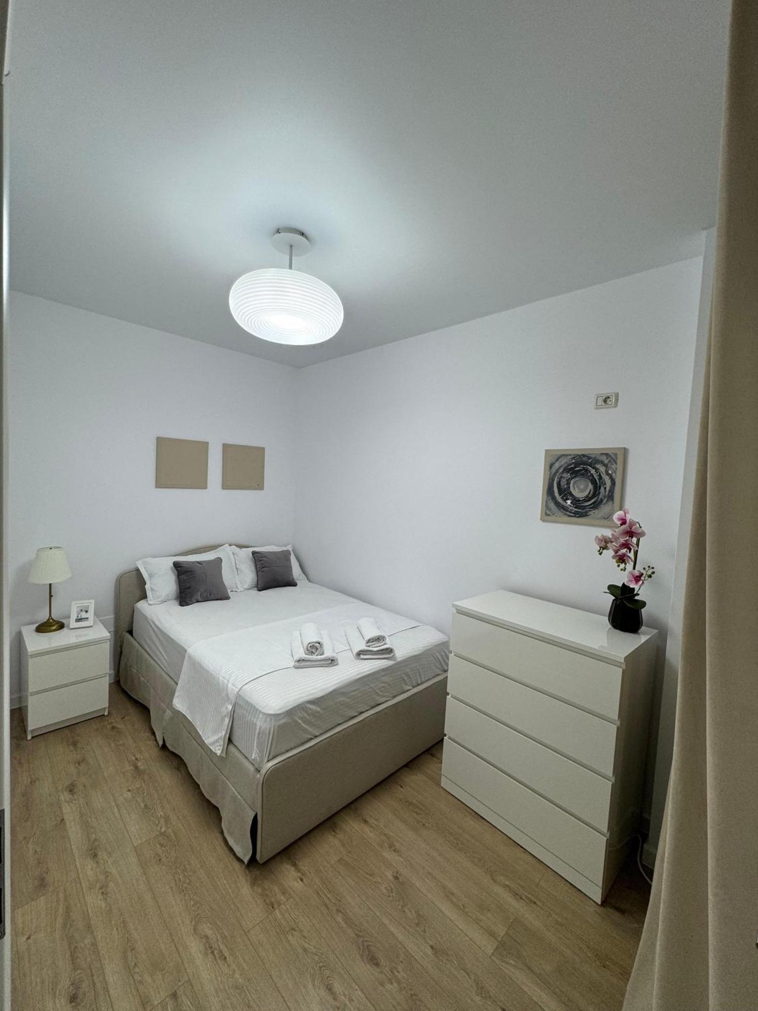 Apartment Zenith Address With Parking