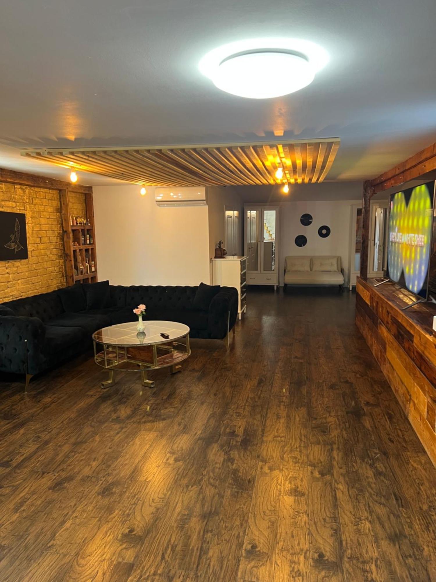 Fancy Old Town Apartment Bucharest
